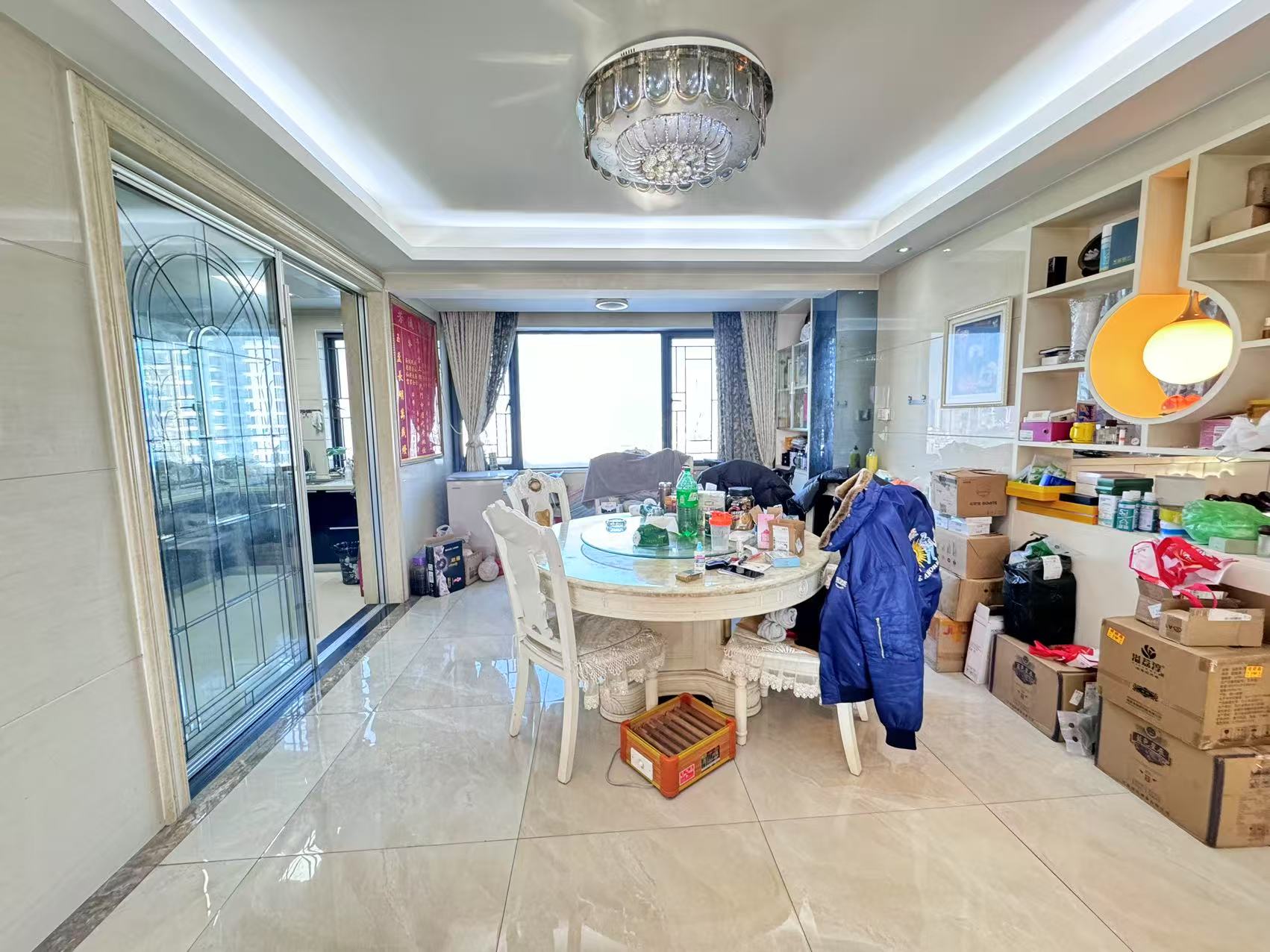 山水国际 4室2厅2卫 128.0万 山水国际 4室2厅2卫 128.0万室内图