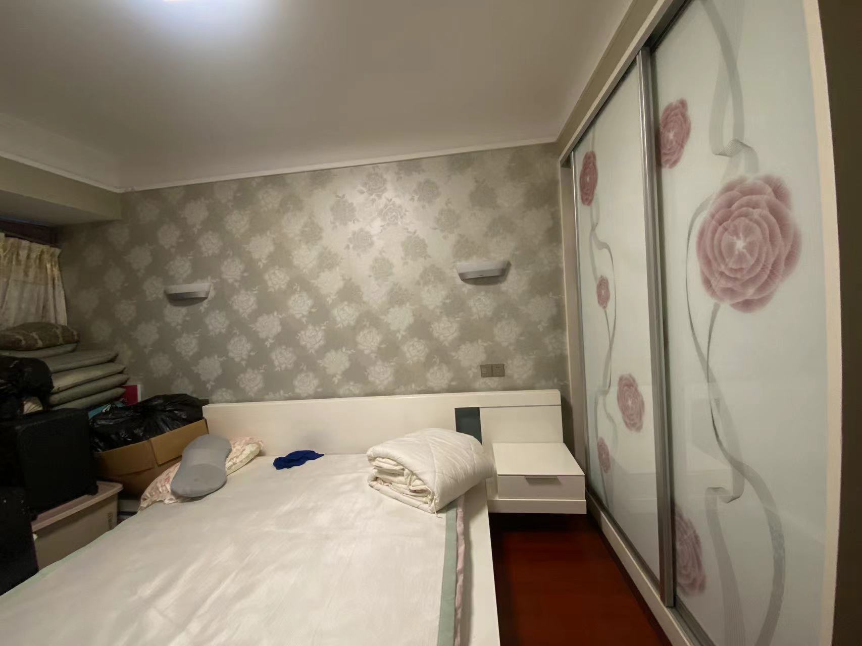 经世皇城 4室2厅2卫 68.0万 经世皇城 4室2厅2卫 68.0万室内图