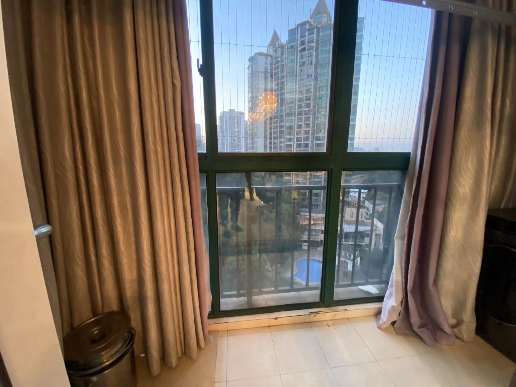 经世皇城 4室2厅2卫 68.0万 经世皇城 4室2厅2卫 68.0万室内图