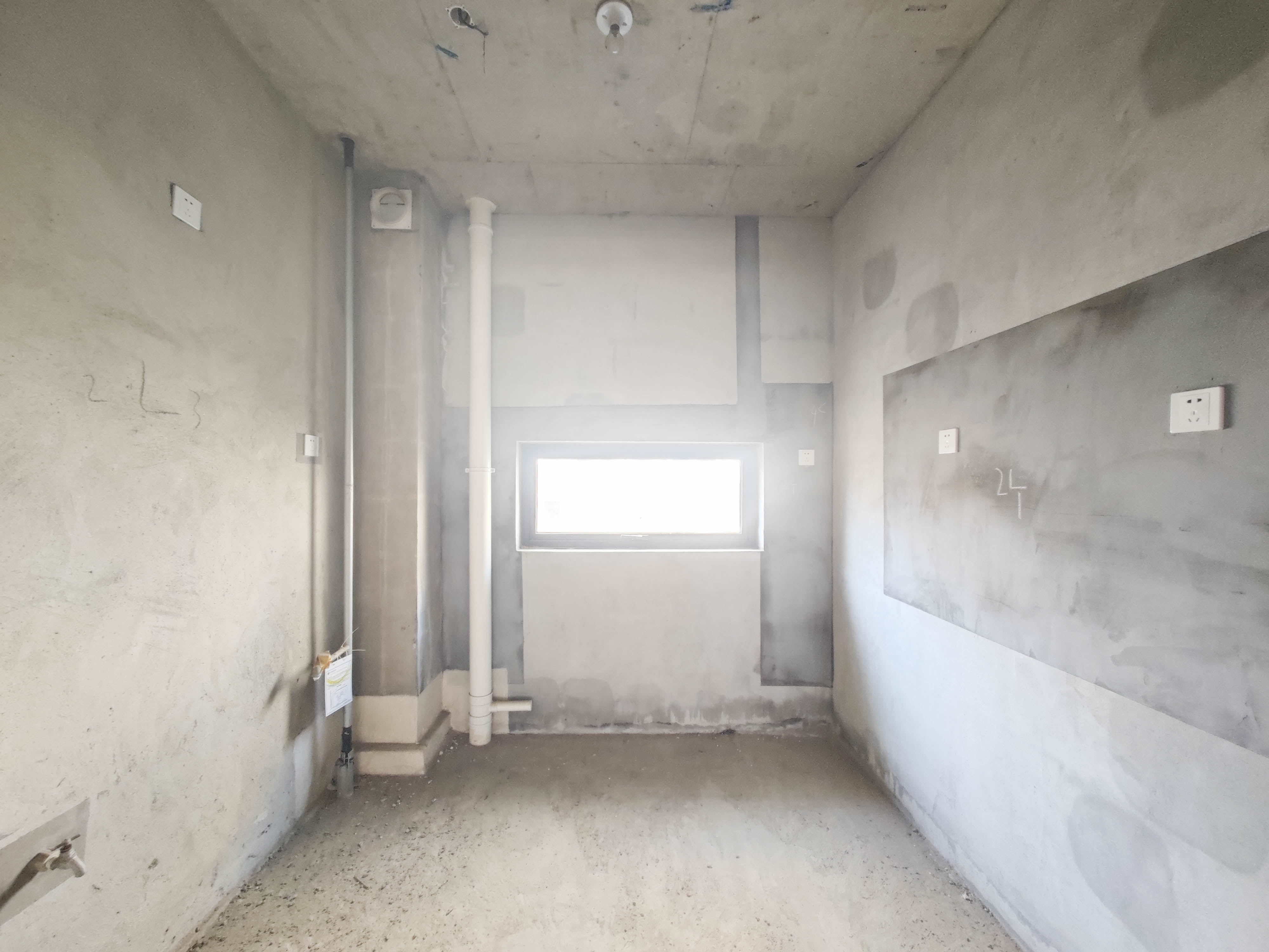 保利城(中航城国际社区、郡原美村) 4室2厅2卫 124.8万 保利城(中航城国际社区、郡原美村) 4室2厅2卫 124.8万其他