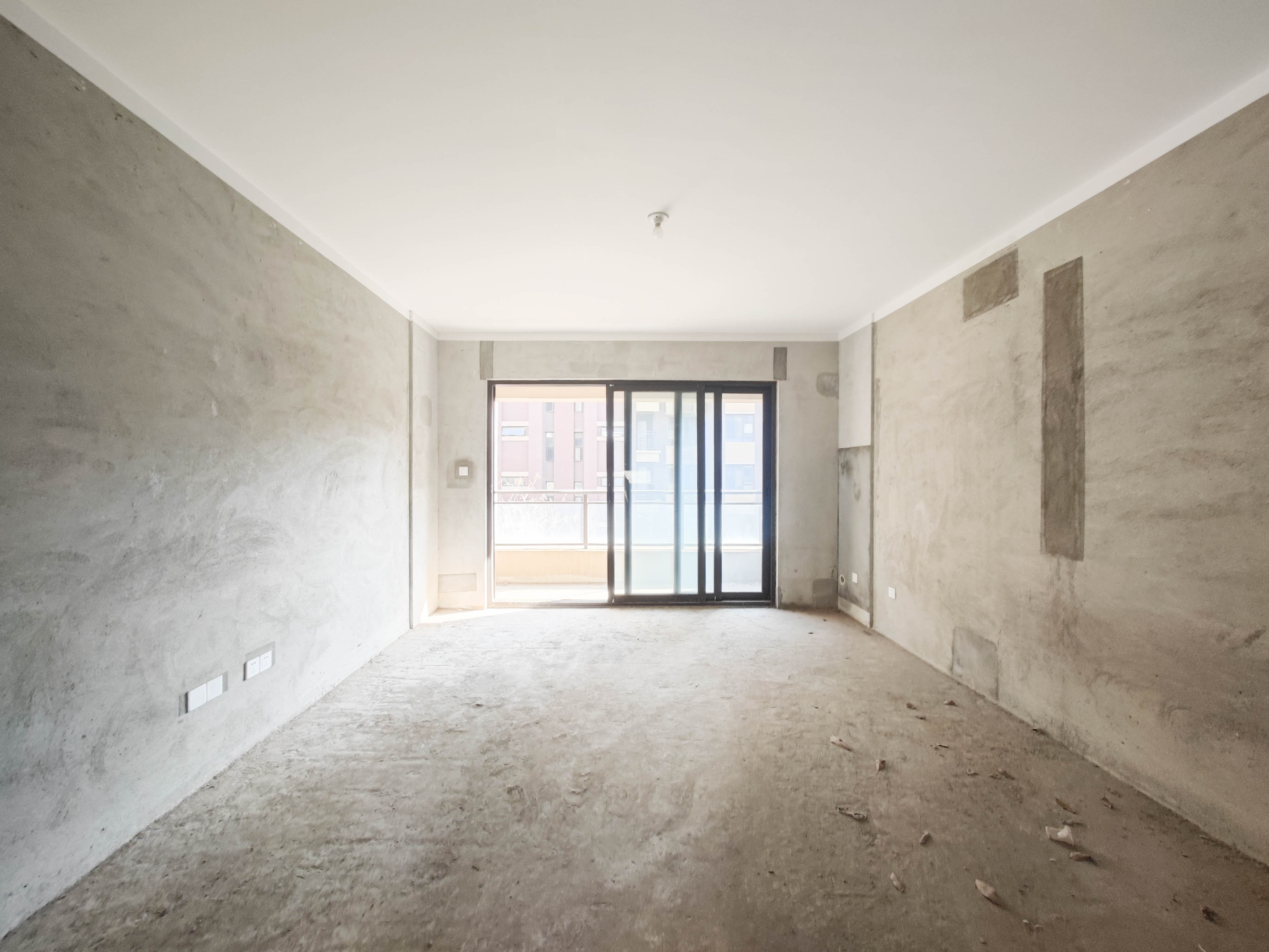 保利城(中航城国际社区、郡原美村) 4室2厅2卫 124.8万 保利城(中航城国际社区、郡原美村) 4室2厅2卫 124.8万客厅