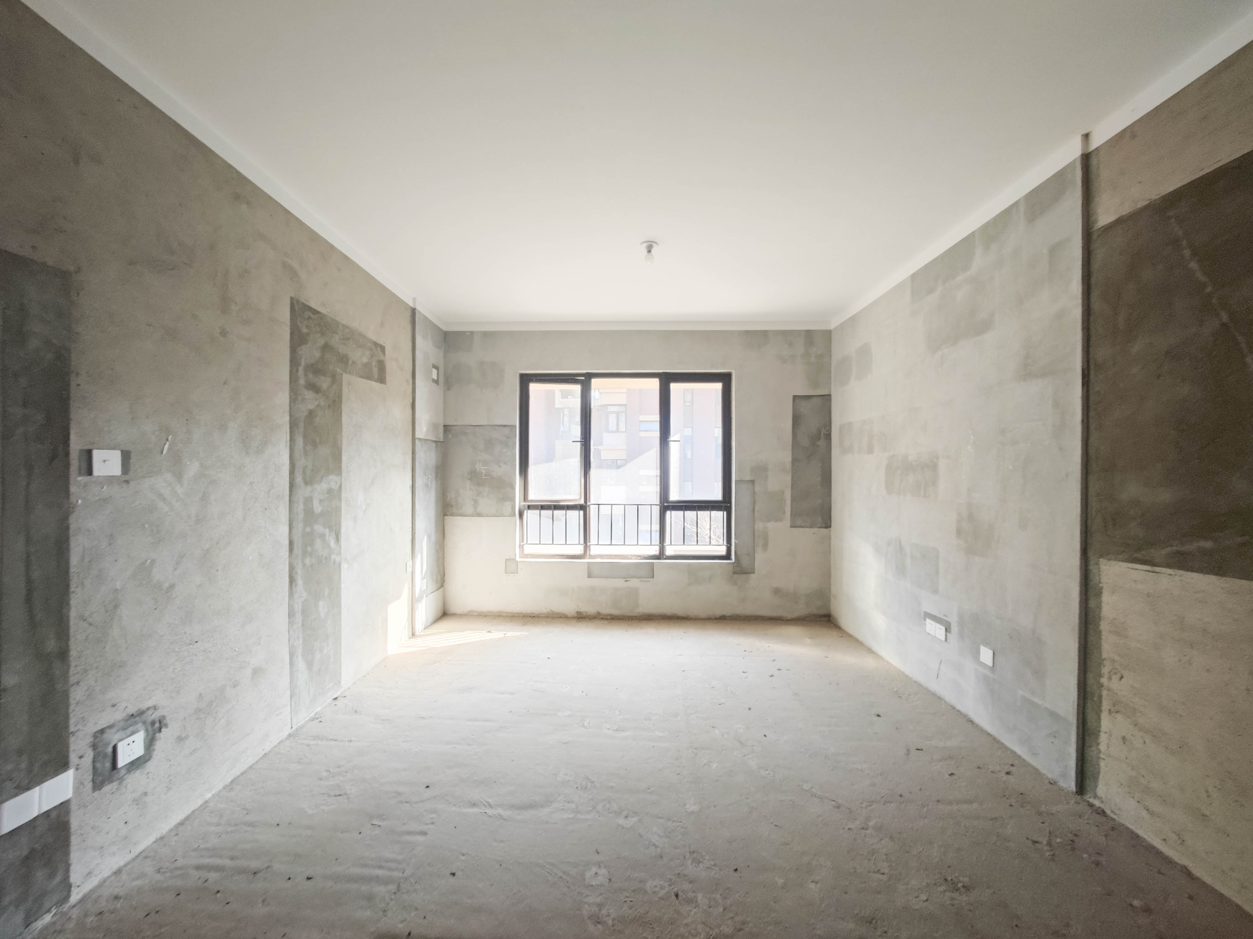 保利城(中航城国际社区、郡原美村) 4室2厅2卫 124.8万 保利城(中航城国际社区、郡原美村) 4室2厅2卫 124.8万卧室