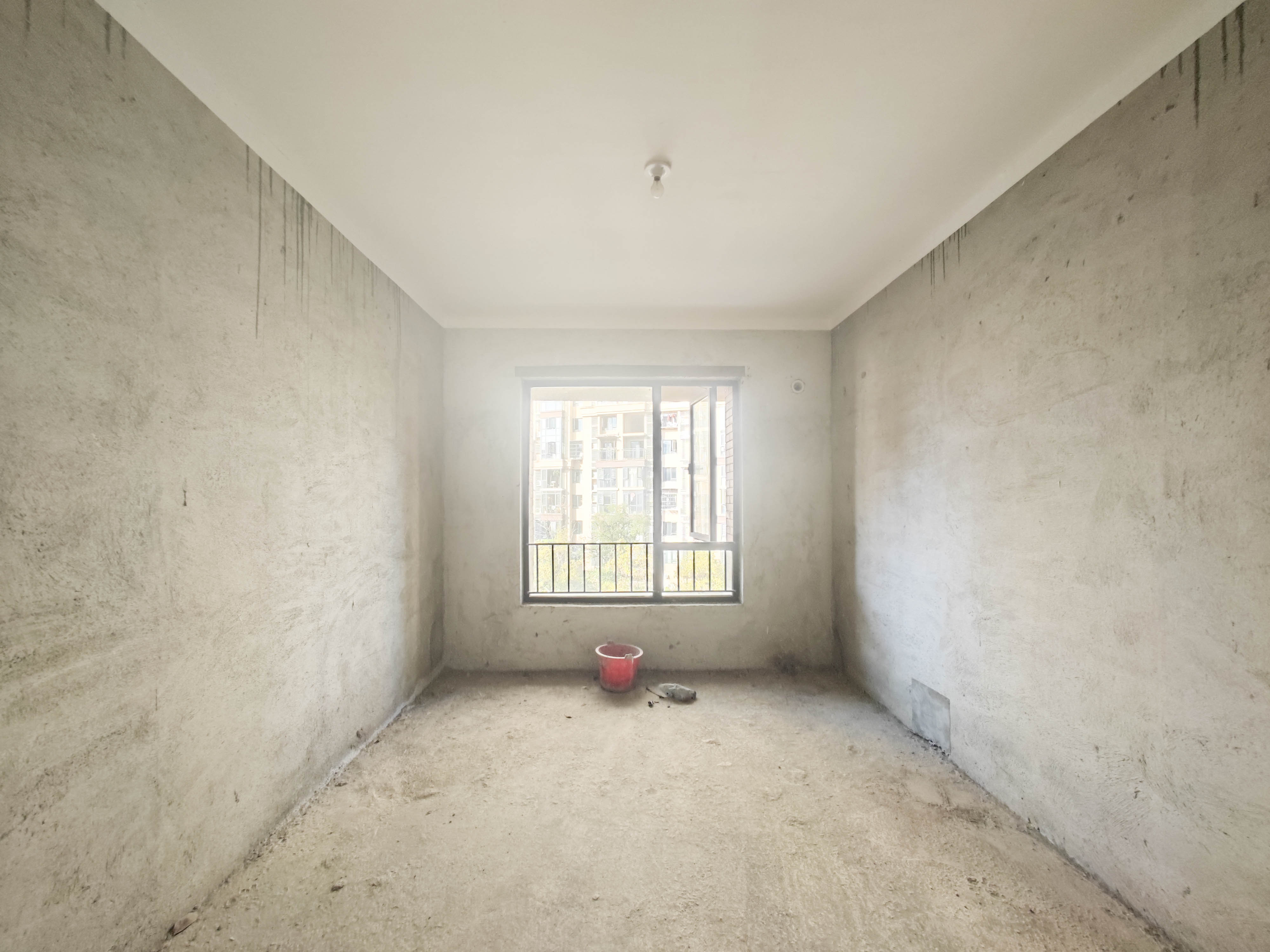 保利城(中航城国际社区、郡原美村) 4室2厅2卫 124.8万 保利城(中航城国际社区、郡原美村) 4室2厅2卫 124.8万卧室