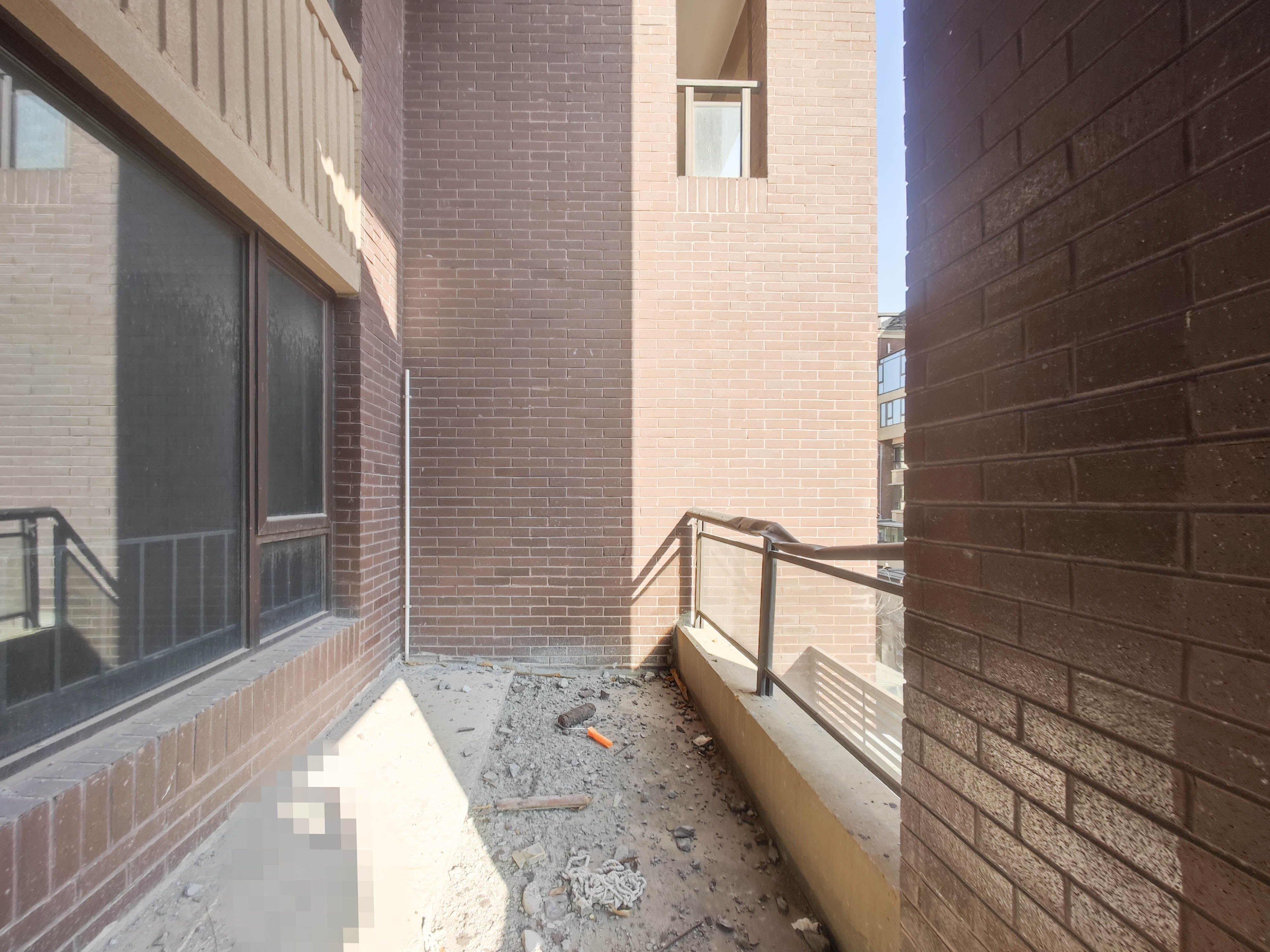 保利城(中航城国际社区、郡原美村) 4室2厅2卫 124.8万 保利城(中航城国际社区、郡原美村) 4室2厅2卫 124.8万阳台