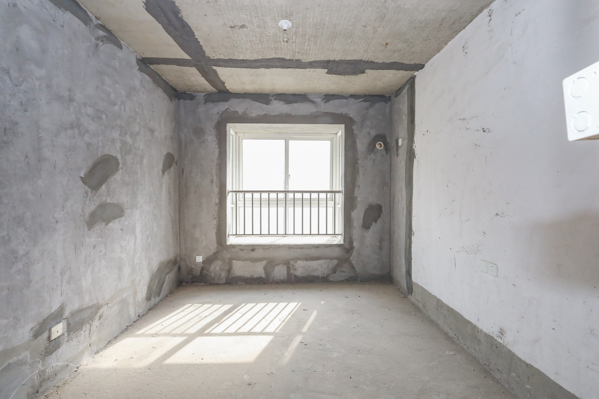 谷山乐园二期  2室2厅1卫    60.0万 谷山乐园二期  2室2厅1卫    60.0万卧室