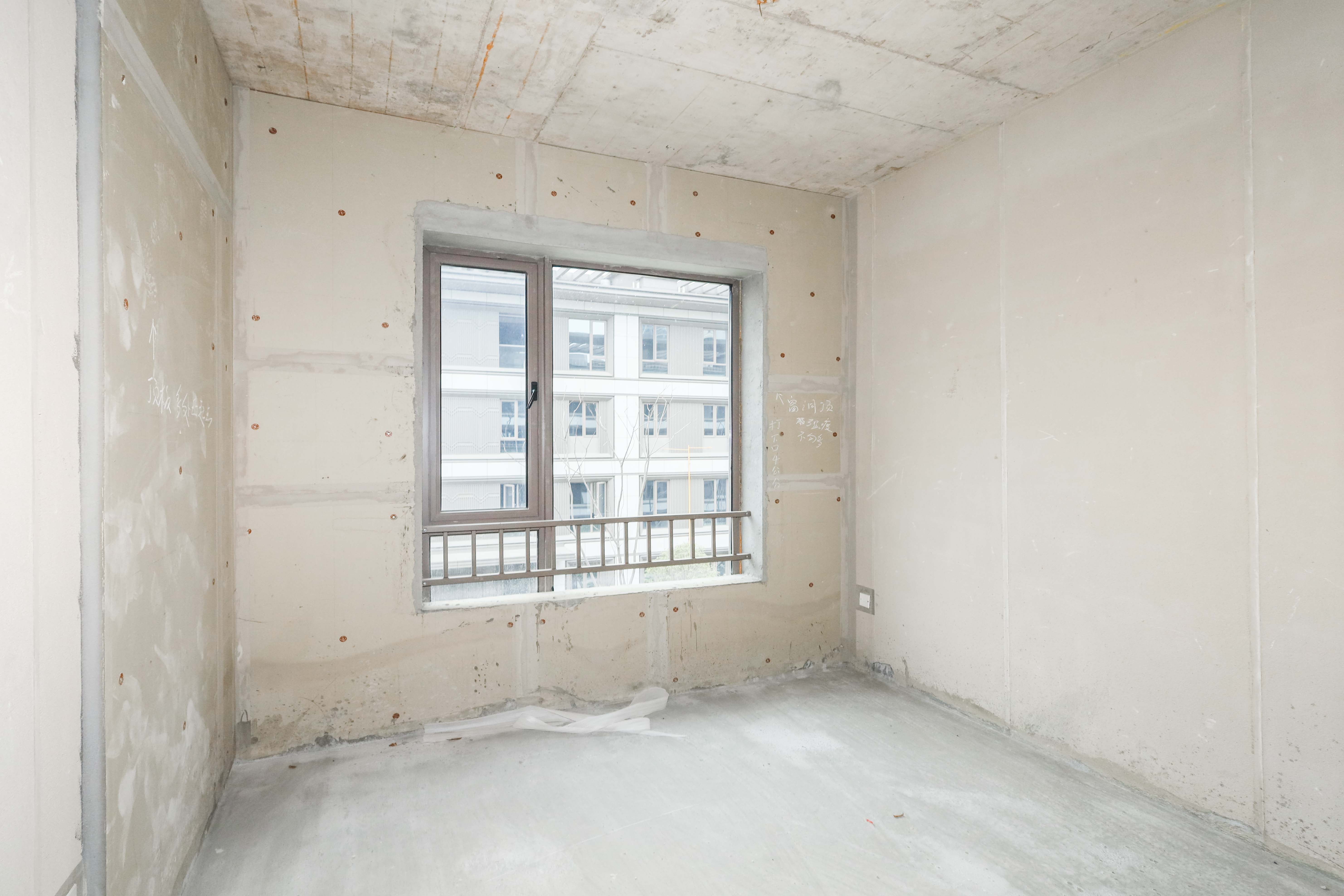 长沙溪山悦  5室2厅3卫    235.0万 长沙溪山悦  5室2厅3卫    235.0万卧室