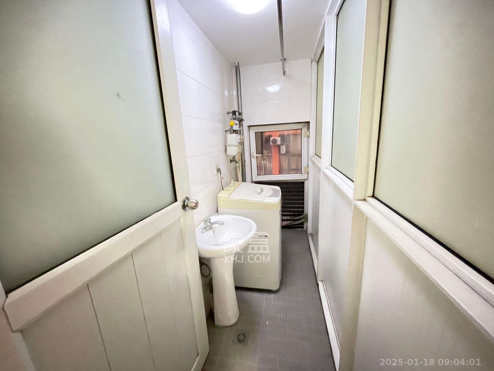 他城(天鸿时代公寓) 1室1厅1卫 1200.0元/月 他城(天鸿时代公寓) 1室1厅1卫 1200.0元/月室内图