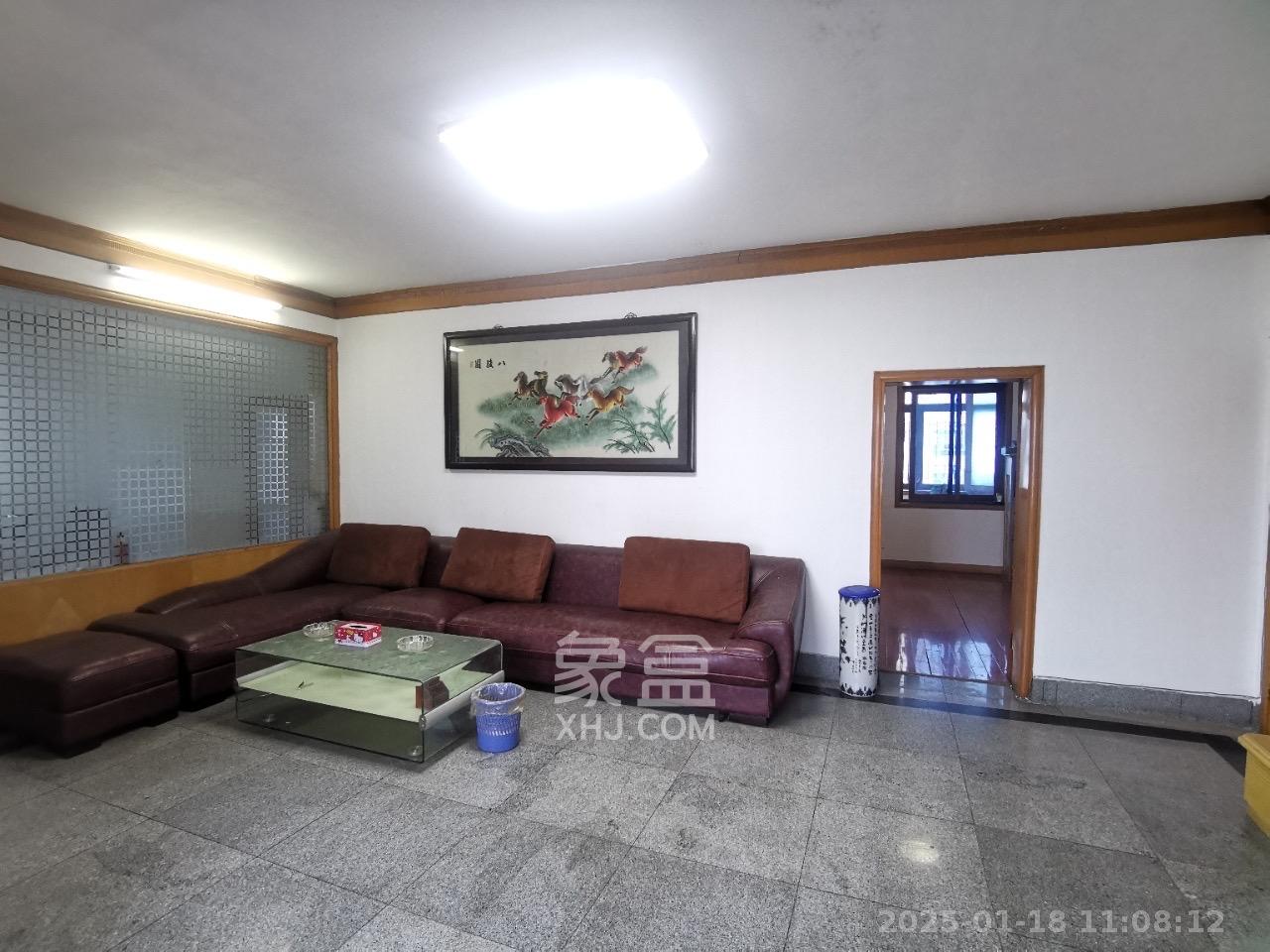 湖南省人口和计划生育委员会宿舍（计生委宿舍）  4室2厅1卫   2500.00元/月室内图
