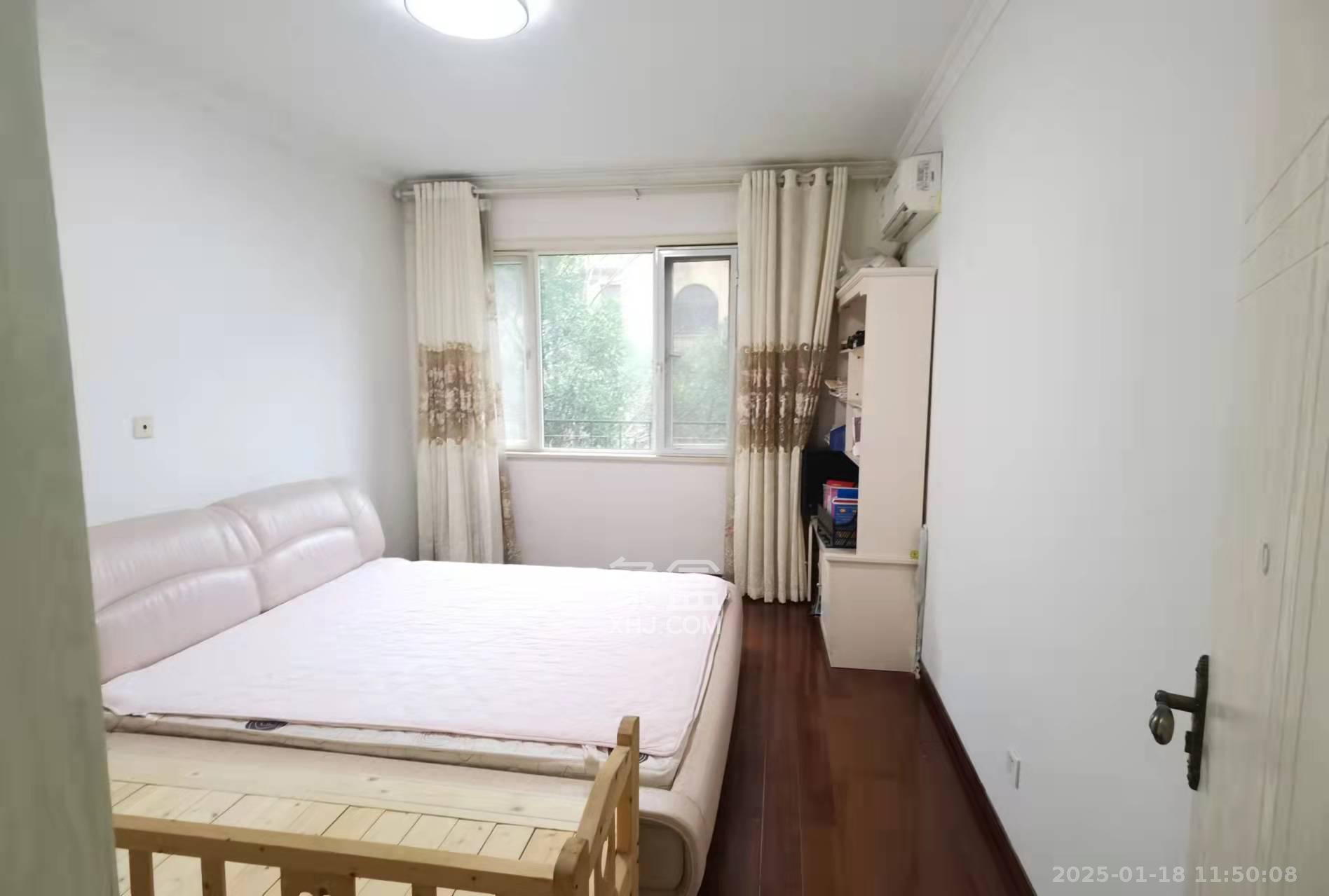 郡原居里 2室2厅1卫 1800.0元/月 郡原居里 2室2厅1卫 1800.0元/月室内图