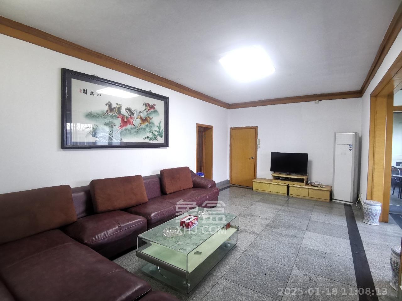 湖南省人口和计划生育委员会宿舍(计生委宿舍) 4室2厅1卫 2500.0元/月 湖南省人口和计划生育委员会宿舍(计生委宿舍) 4室2厅1卫 2500.0元/月室内图