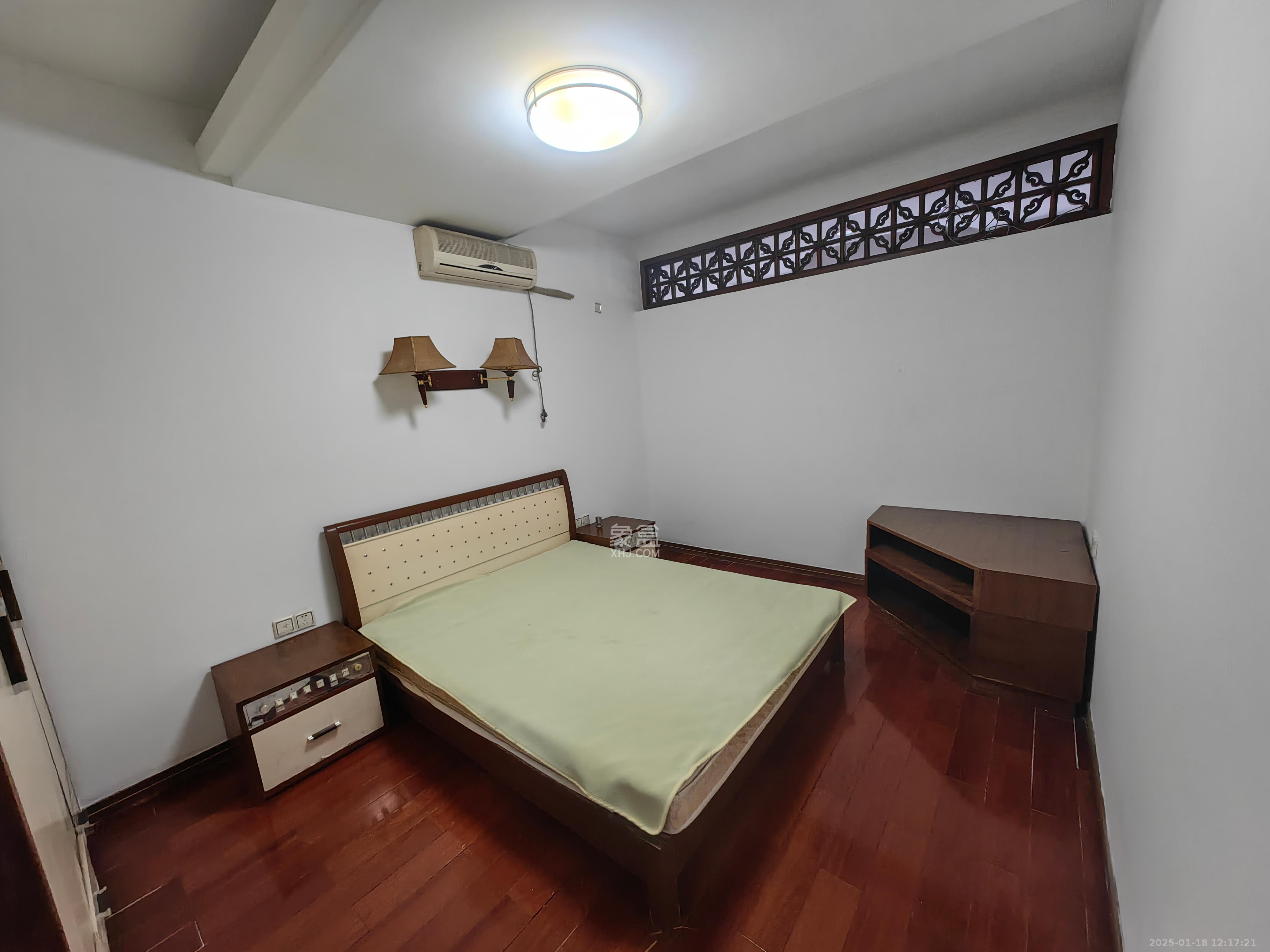 鑫天花园 4室2厅3卫 2400.0元/月 鑫天花园 4室2厅3卫 2400.0元/月室内图