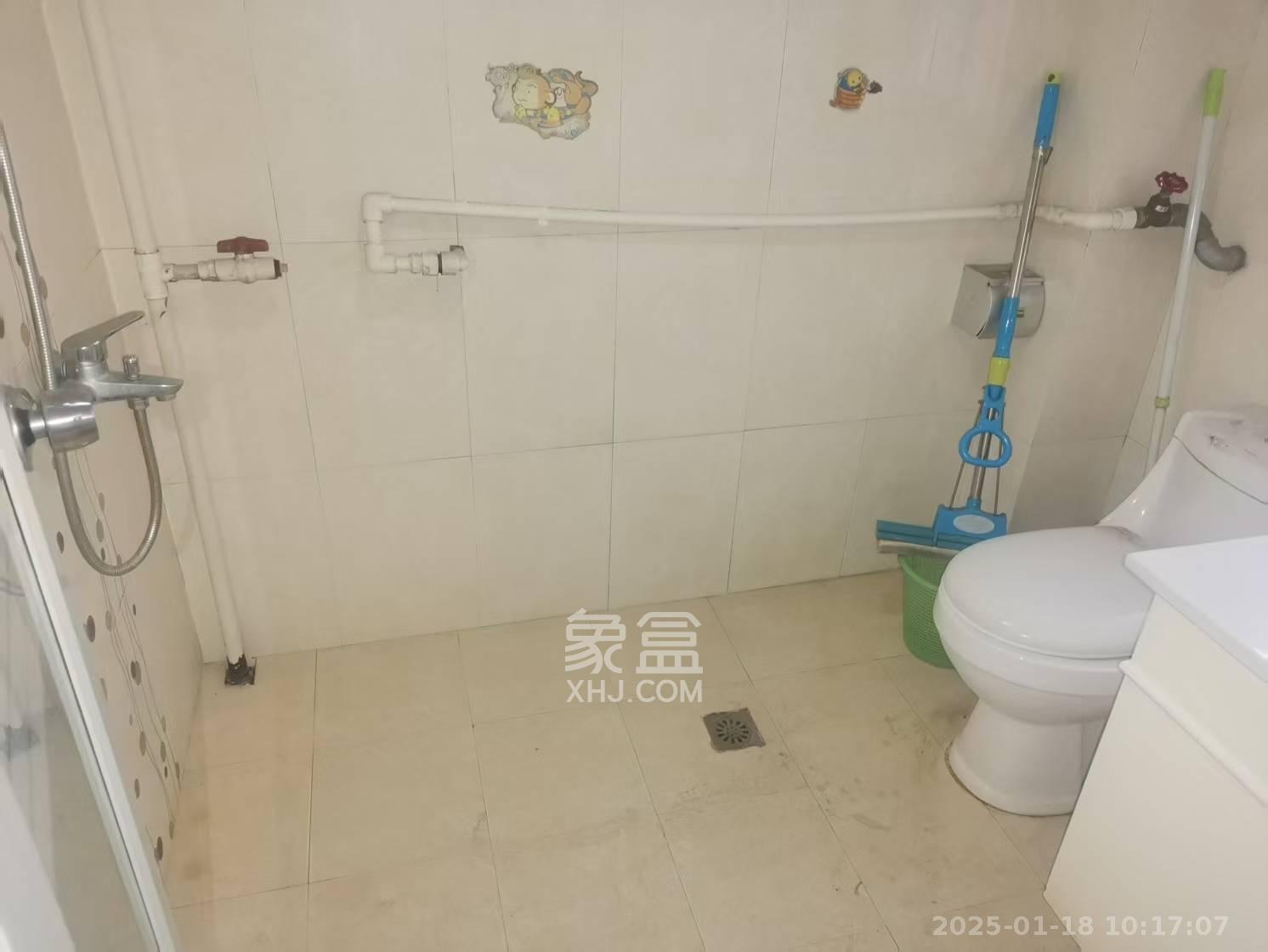 富绿新村 2室1厅1卫 1900.0元/月 富绿新村 2室1厅1卫 1900.0元/月室内图