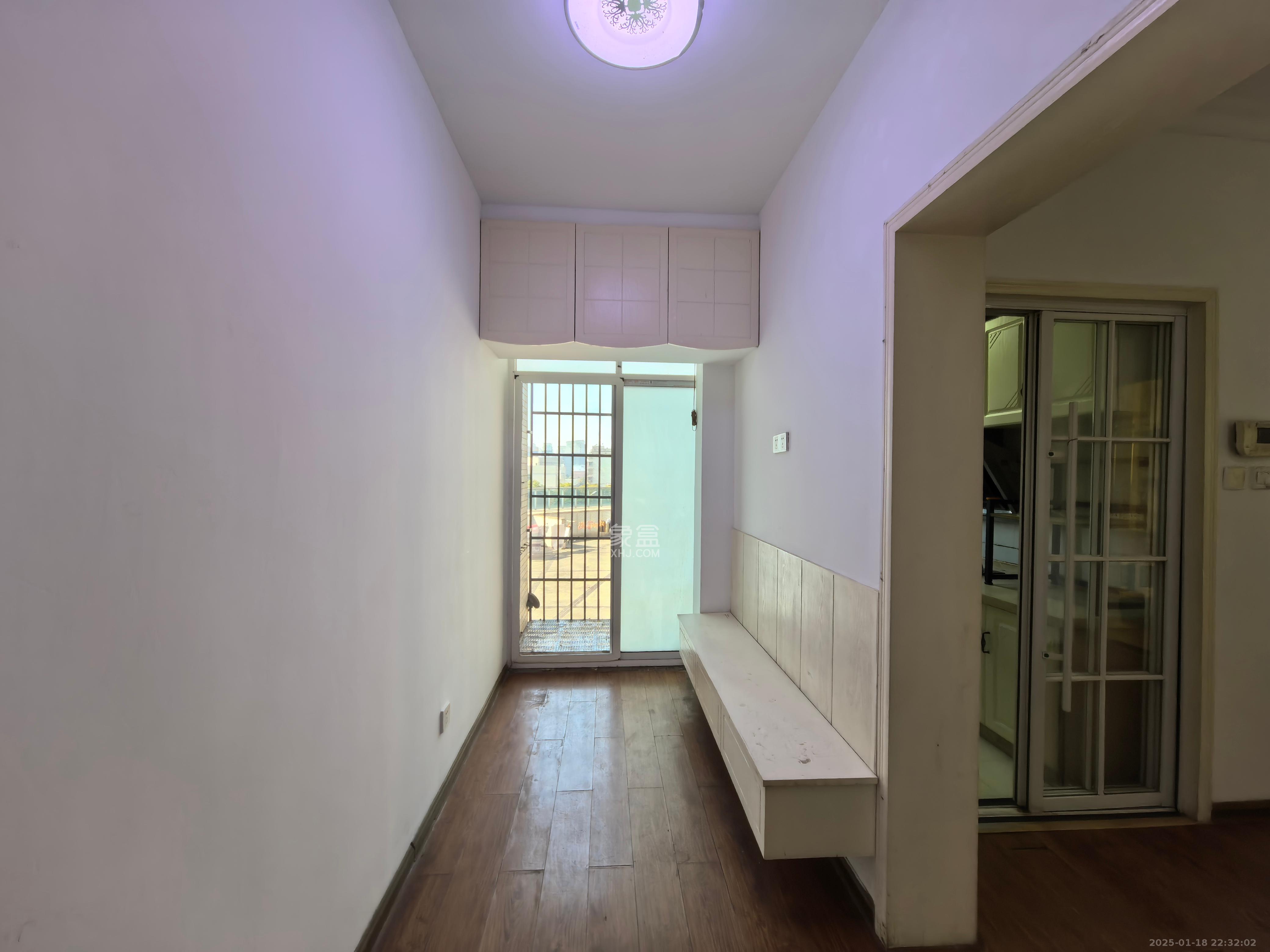 白石古莲城  1室1厅1卫    25.8万 白石古莲城  1室1厅1卫    25.8万室内图1