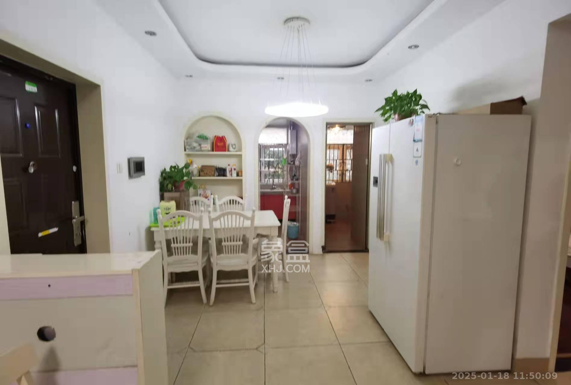 郡原居里 2室2厅1卫 1800.0元/月 郡原居里 2室2厅1卫 1800.0元/月室内图