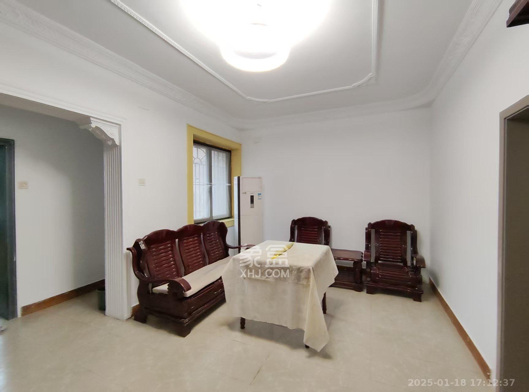 长沙市公用设施宿舍 2室1厅1卫 1600.0元/月 长沙市公用设施宿舍 2室1厅1卫 1600.0元/月室内图