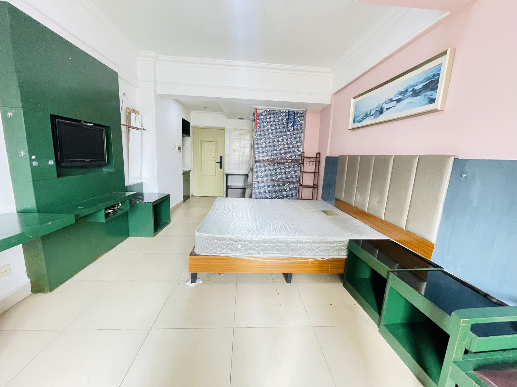 金都大厦(龙华路)  1室0厅0卫    49.8万 金都大厦(龙华路)  1室0厅0卫    49.8万室内图