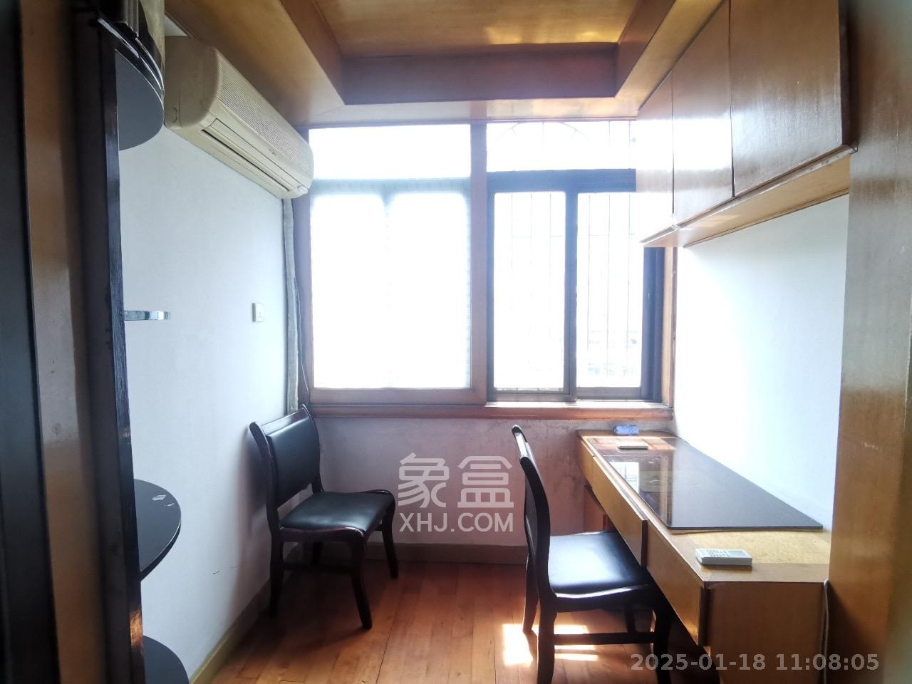 湖南省人口和计划生育委员会宿舍（计生委宿舍）  4室2厅1卫   2500.00元/月室内图