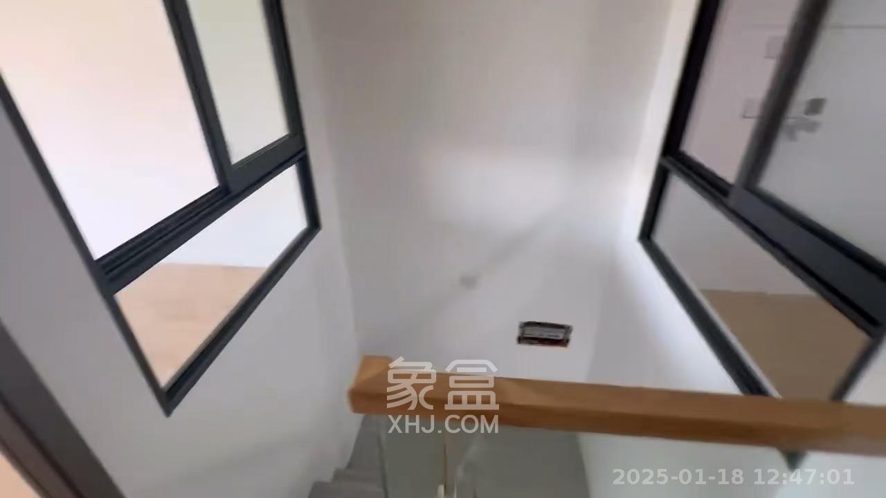 映客龙湖璟翠公馆（映客龙湖璟翠中心）   41.0㎡     2000.00元/月