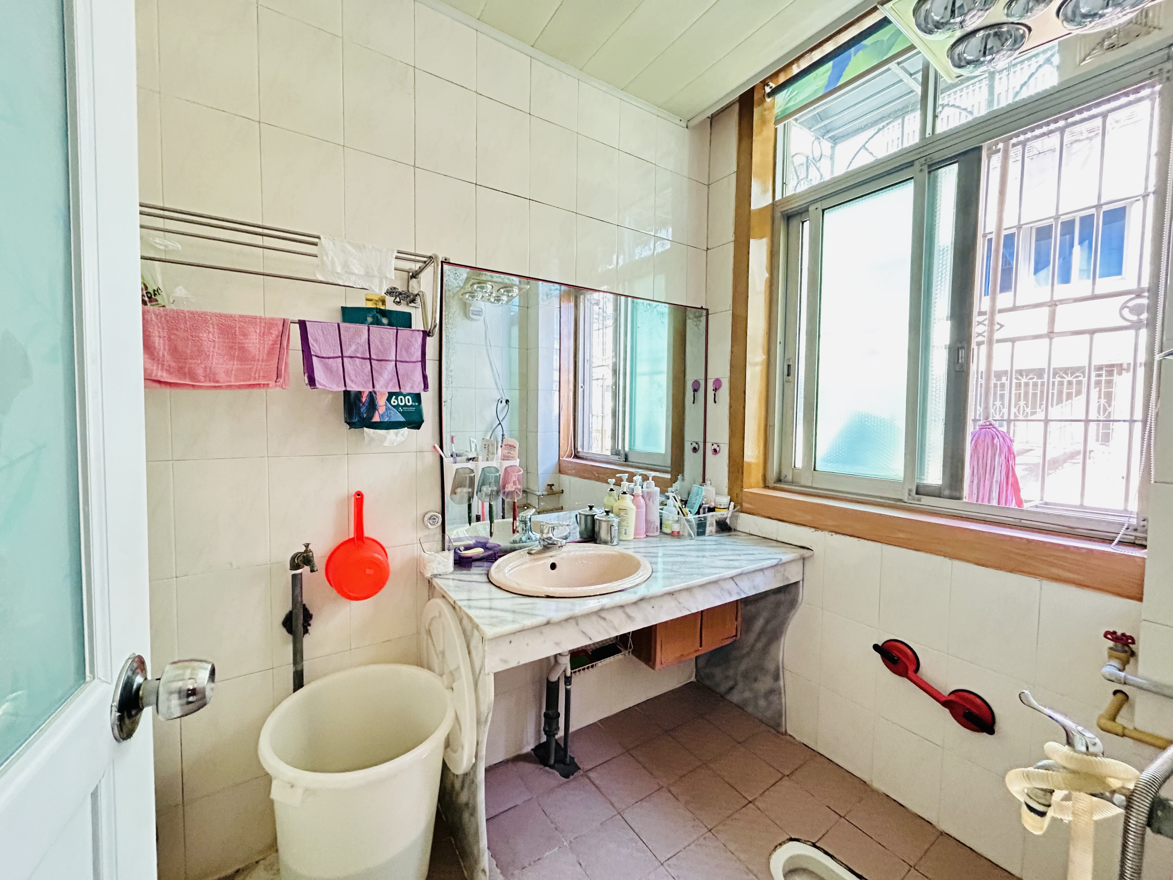 赫山办事处大海棠居委会 3室2厅1卫 32.8万 赫山办事处大海棠居委会 3室2厅1卫 32.8万室内图