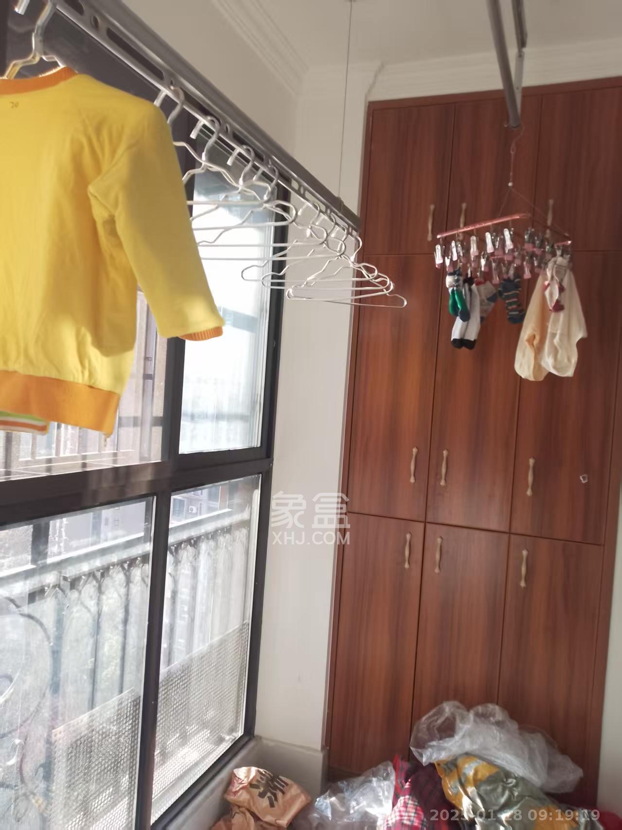 康桥长郡  3室2厅2卫   2000.00元/月室内图