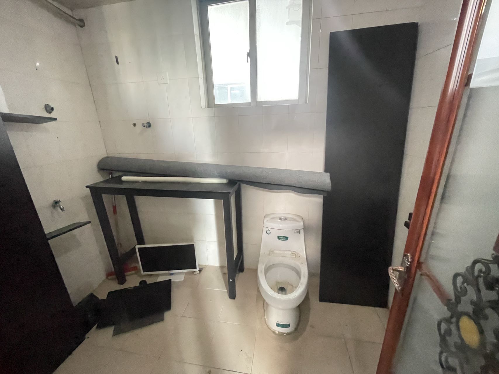 富豪大厦(富豪花园) 2室2厅1卫 130.0万 富豪大厦(富豪花园) 2室2厅1卫 130.0万客厅