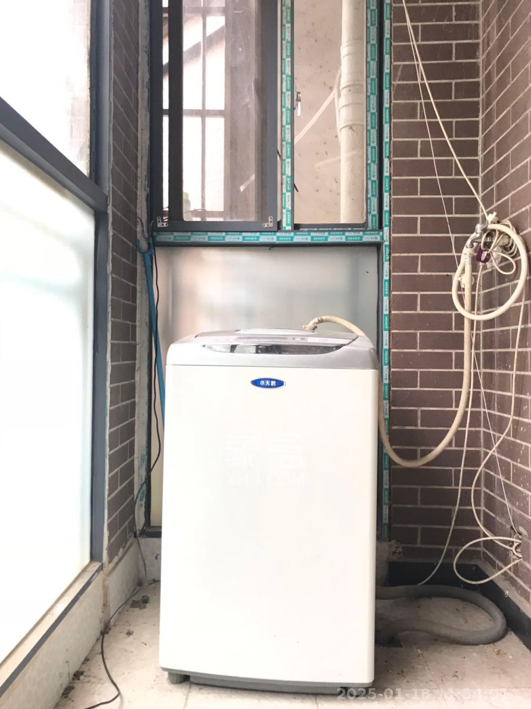 山水湾  3室2厅1卫   1700.00元/月室内图