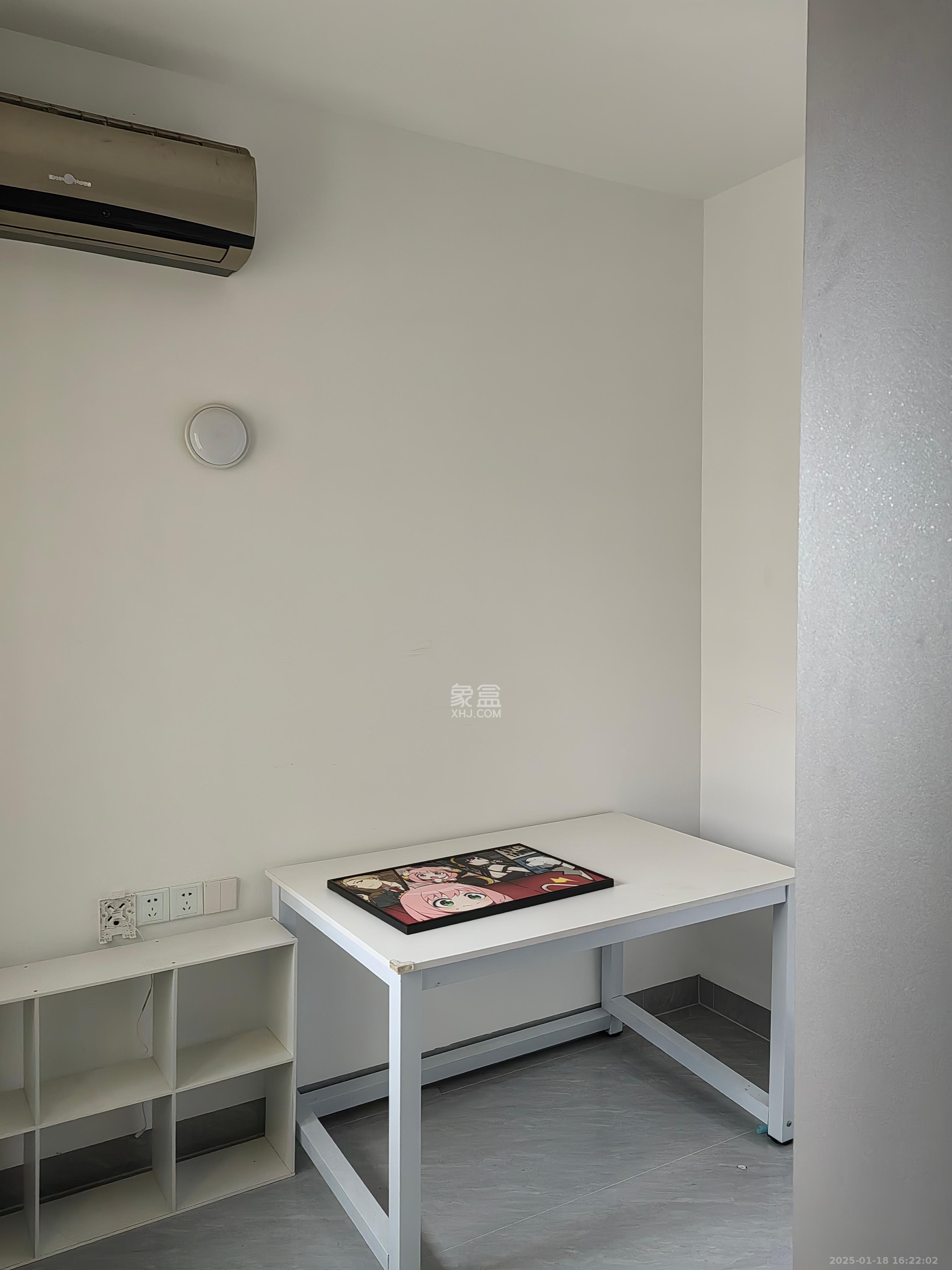 福晟钱隆国际(晟冉景苑) 1室0厅0卫 2200.0元/月 福晟钱隆国际(晟冉景苑) 1室0厅0卫 2200.0元/月室内图