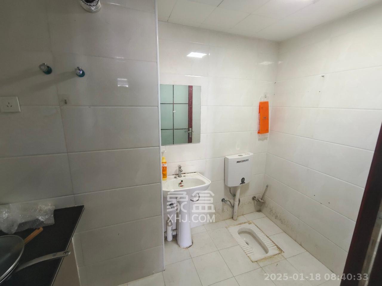 高升时代广场(冠铭商务中心) 1室1厅1卫 2600.0元/月 高升时代广场(冠铭商务中心) 1室1厅1卫 2600.0元/月室内图