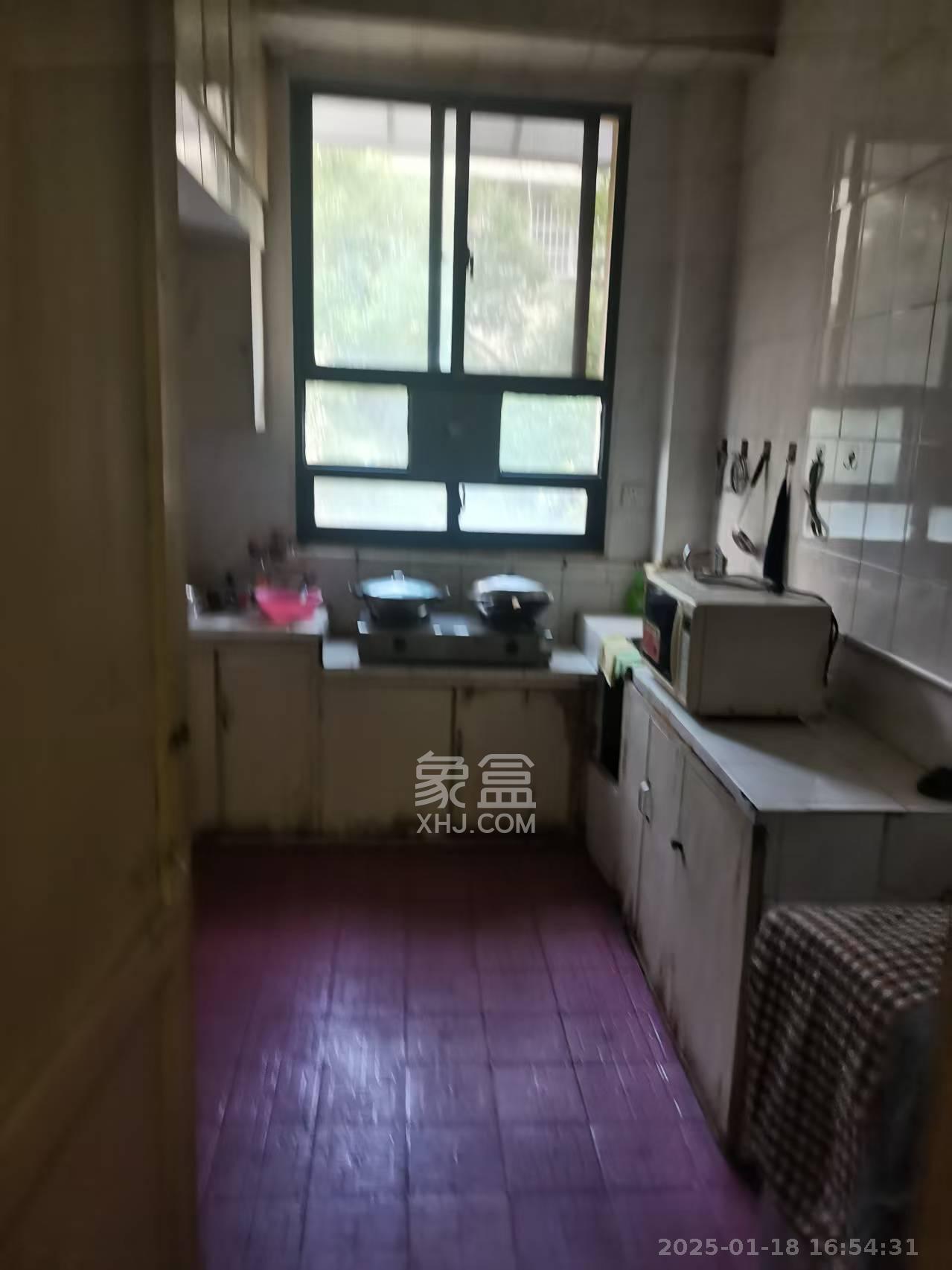 朝阳一、二村  3室1厅1卫   1600.00元/月室内图