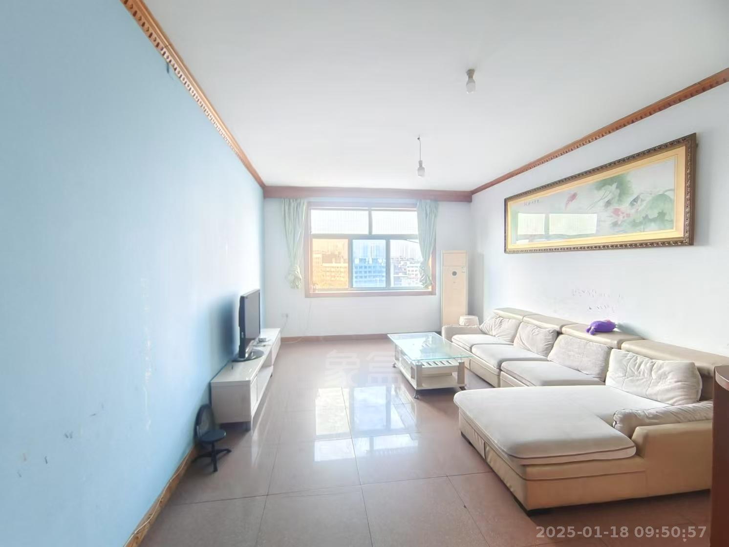 向阳检察院宿舍 3室2厅1卫 750.0元/月 向阳检察院宿舍 3室2厅1卫 750.0元/月室内图