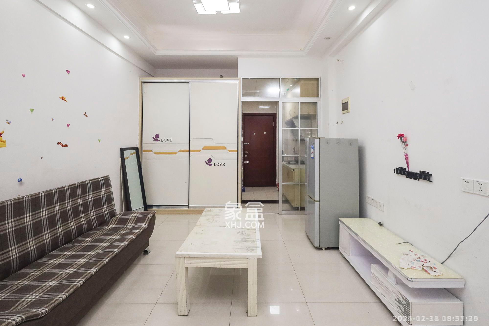 塞纳公馆  1室1厅1卫    1300.0元/月室内图