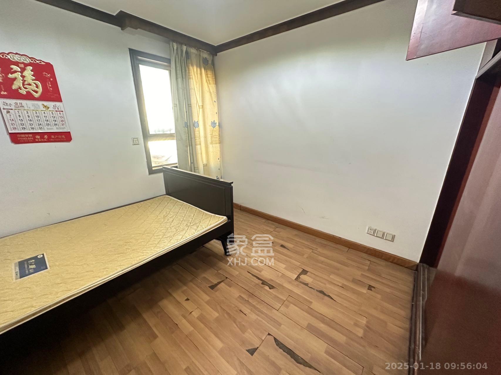 雄海花园 3室2厅2卫 2100.0元/月 雄海花园 3室2厅2卫 2100.0元/月室内图