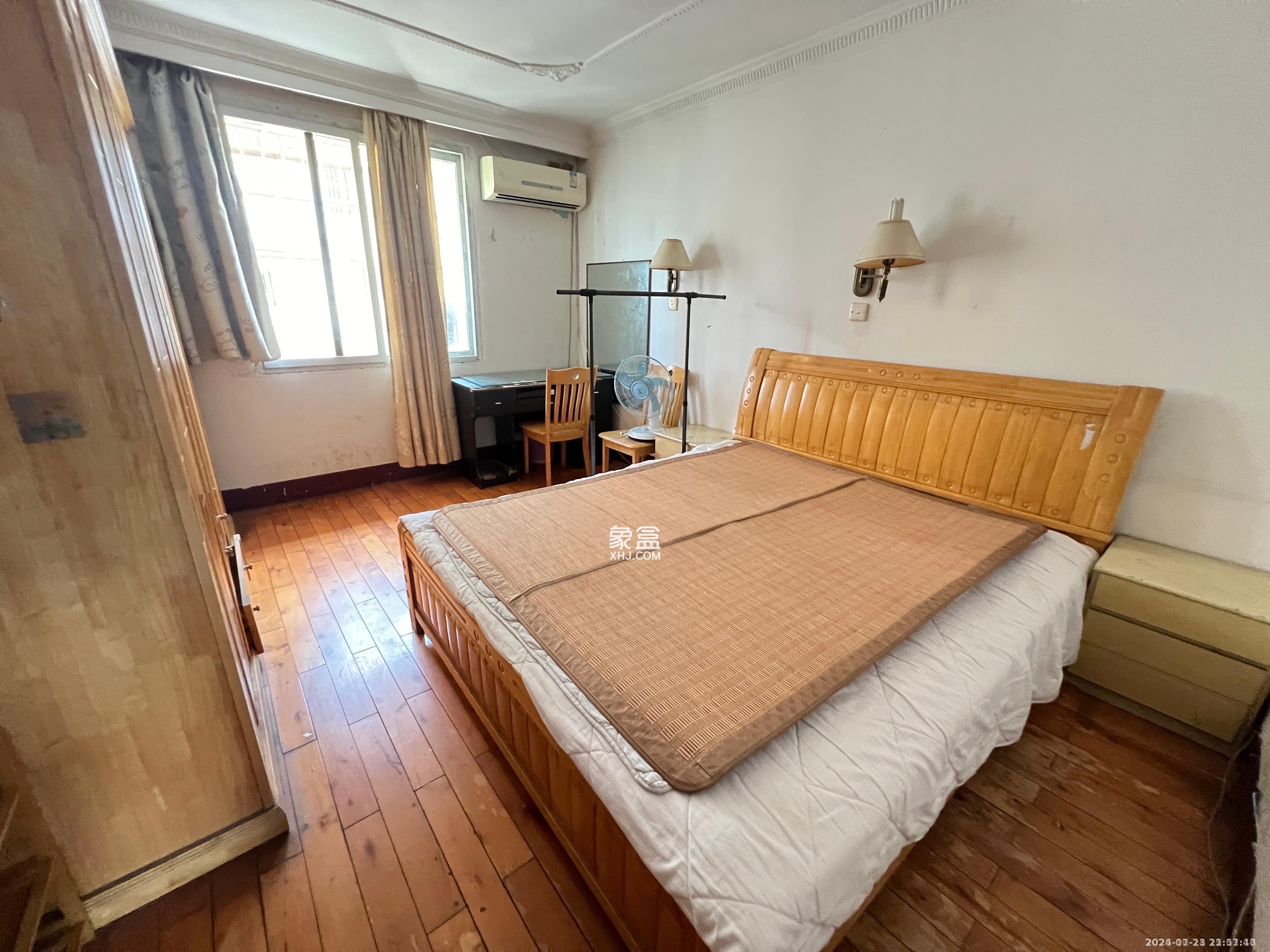桂花二村  2室1厅1卫   1200.00元/月室内图