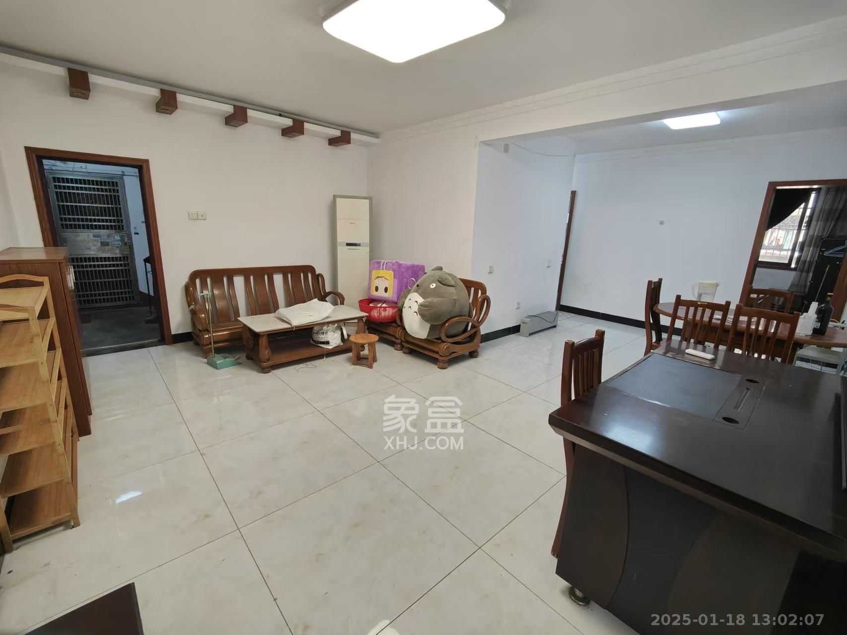 毛家桥散盘 3室2厅1卫 1600.0元/月 毛家桥散盘 3室2厅1卫 1600.0元/月室内图