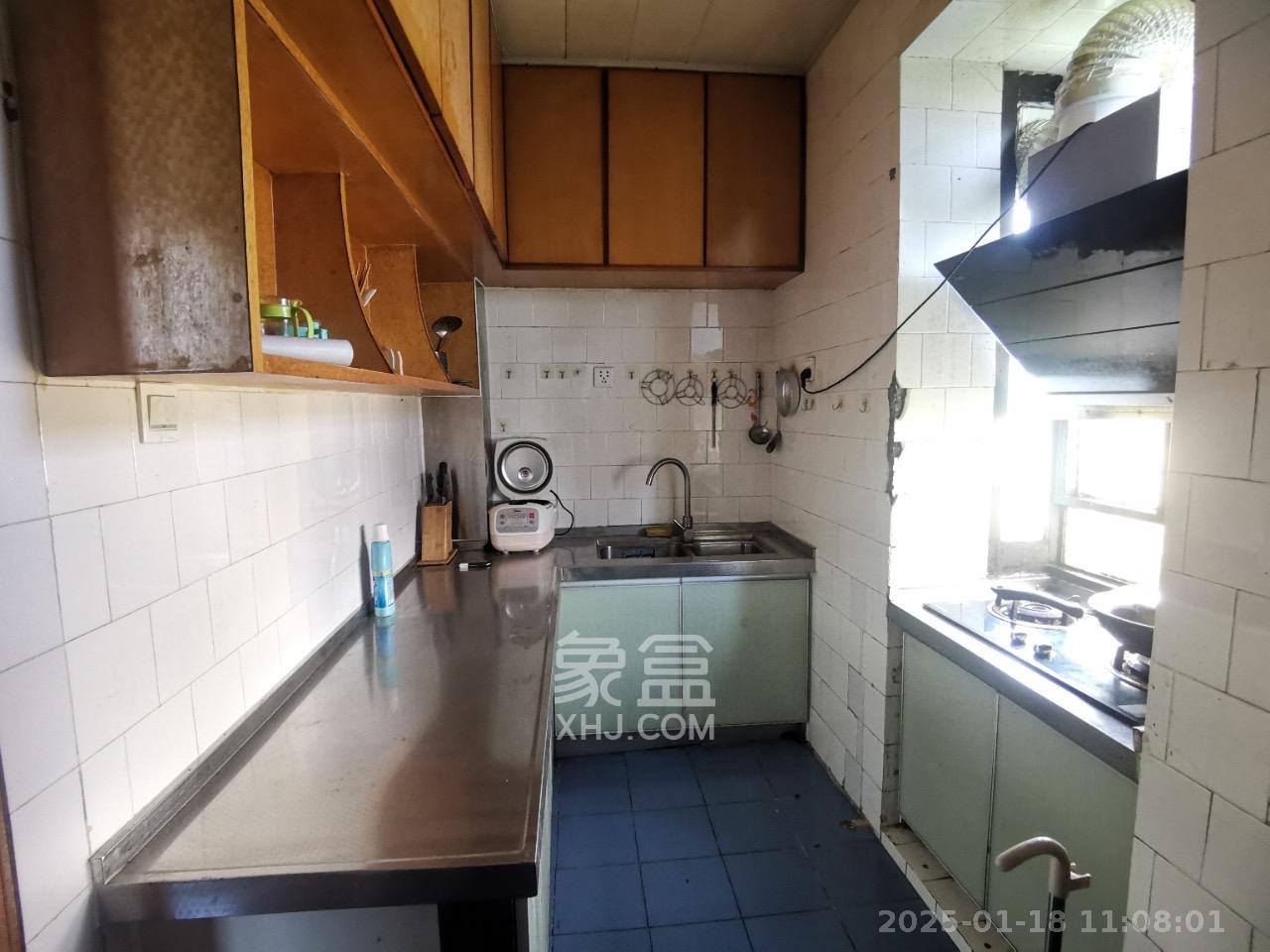 湖南省人口和计划生育委员会宿舍(计生委宿舍) 4室2厅1卫 2500.0元/月 湖南省人口和计划生育委员会宿舍(计生委宿舍) 4室2厅1卫 2500.0元/月室内图