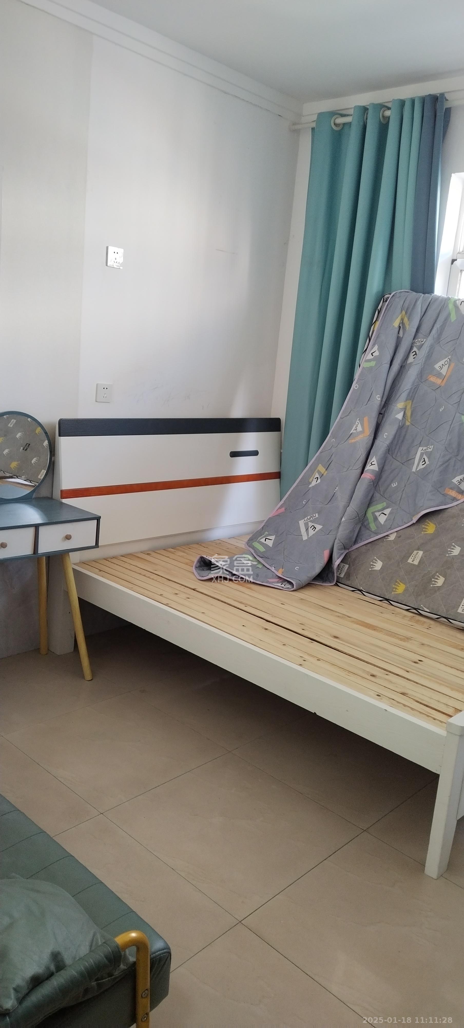 红星商务楼(红星蔬菜批发大市场) 1室1厅1卫 1000.0元/月 红星商务楼(红星蔬菜批发大市场) 1室1厅1卫 1000.0元/月室内图