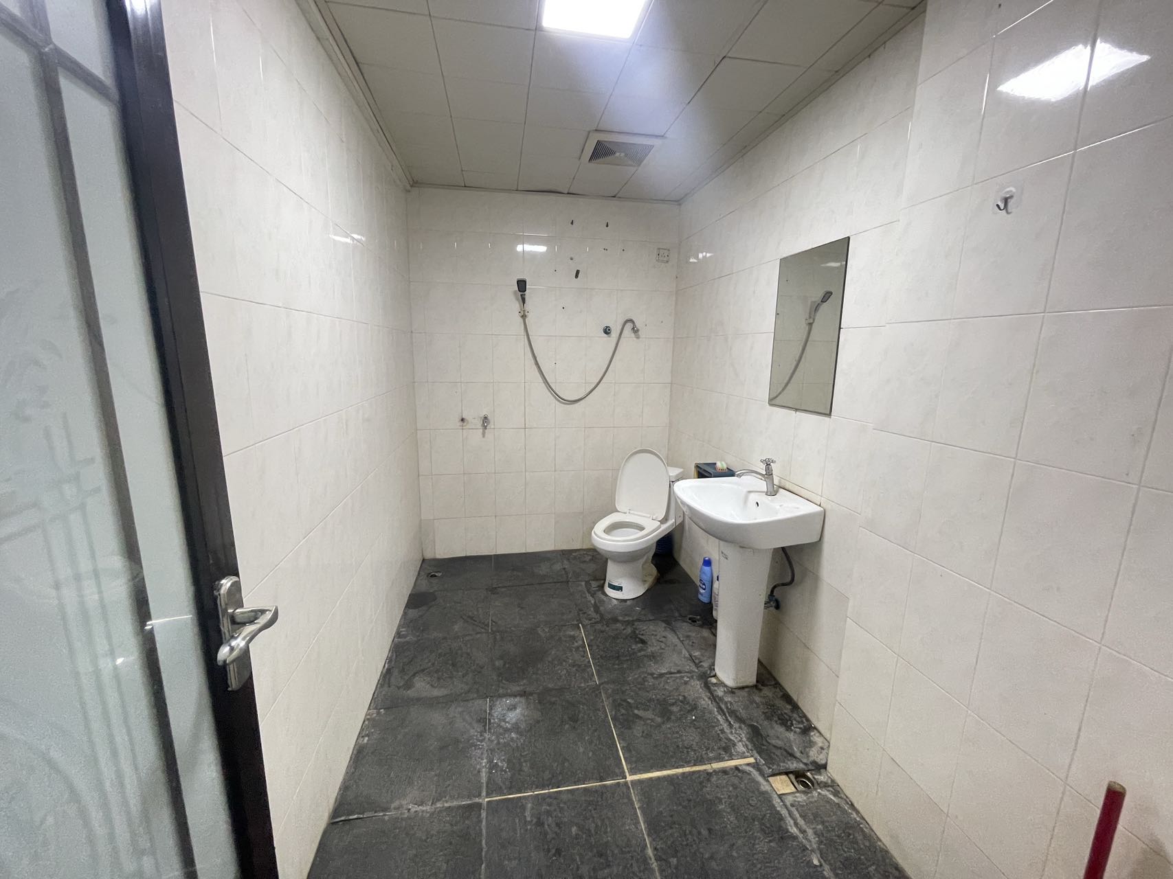 富豪大厦(富豪花园) 2室2厅1卫 130.0万 富豪大厦(富豪花园) 2室2厅1卫 130.0万客厅