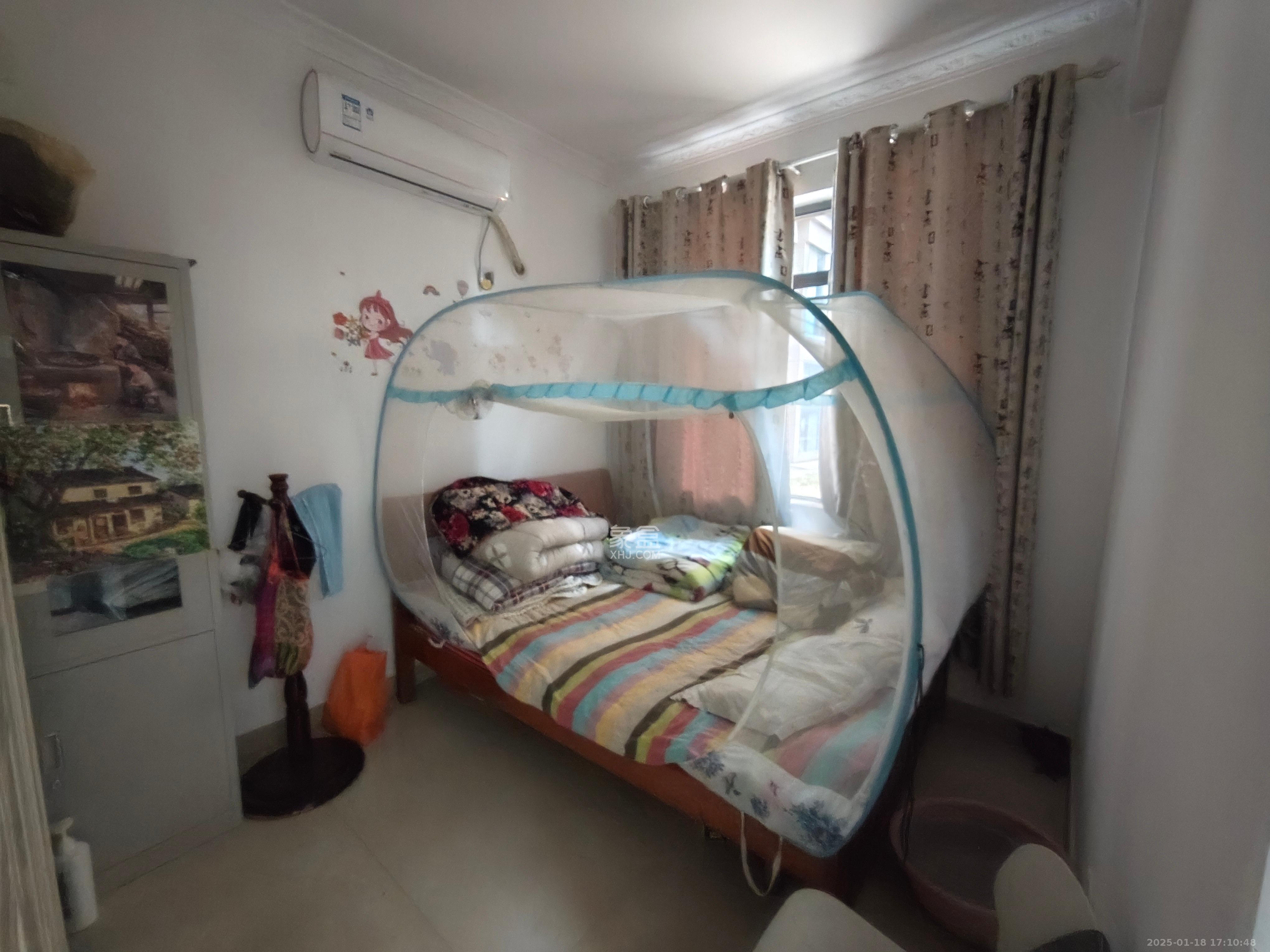 卢浮原著 3室2厅1卫 2000.0元/月 卢浮原著 3室2厅1卫 2000.0元/月室内图