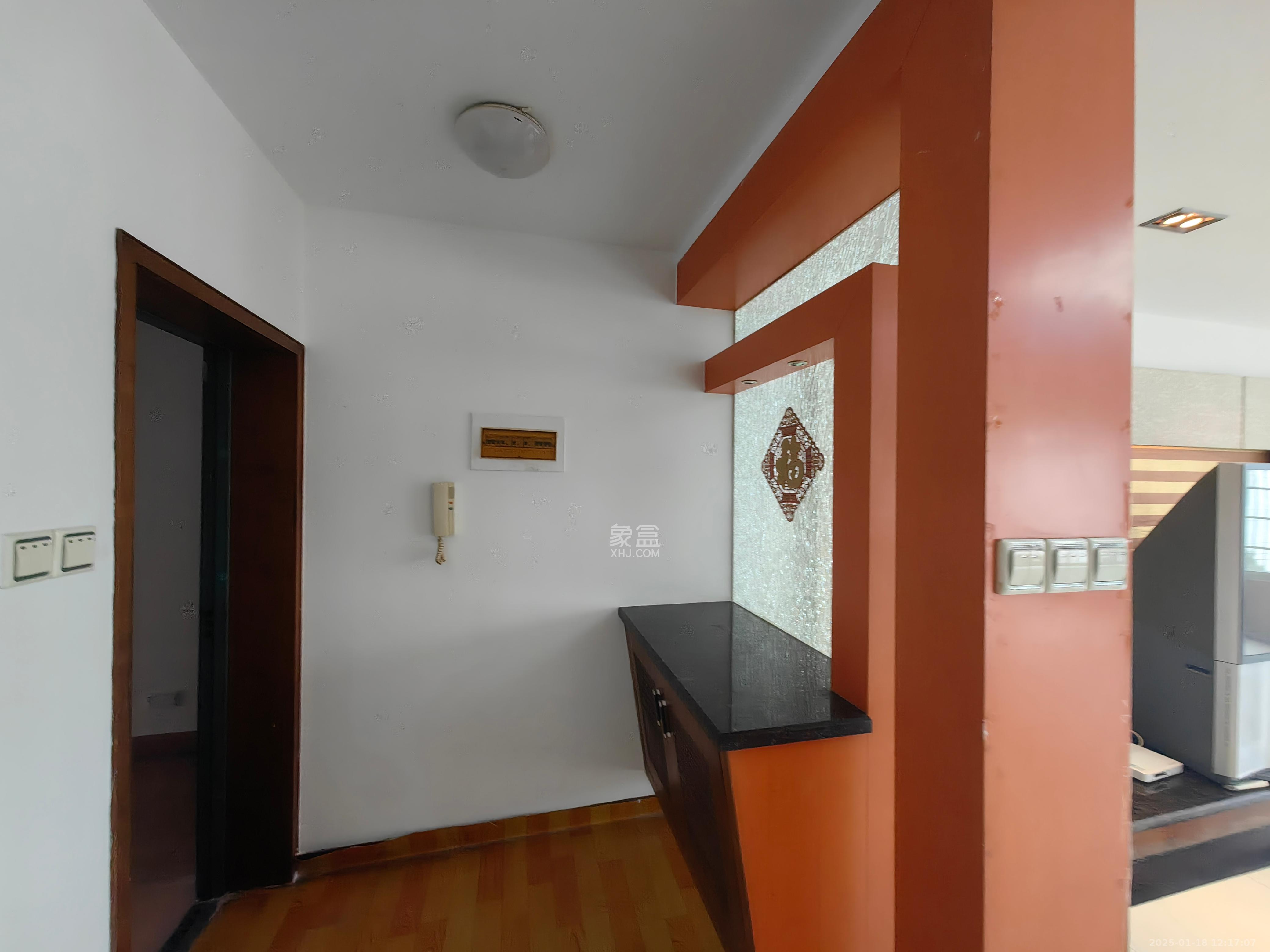 鑫天花园 4室2厅3卫 2400.0元/月 鑫天花园 4室2厅3卫 2400.0元/月室内图