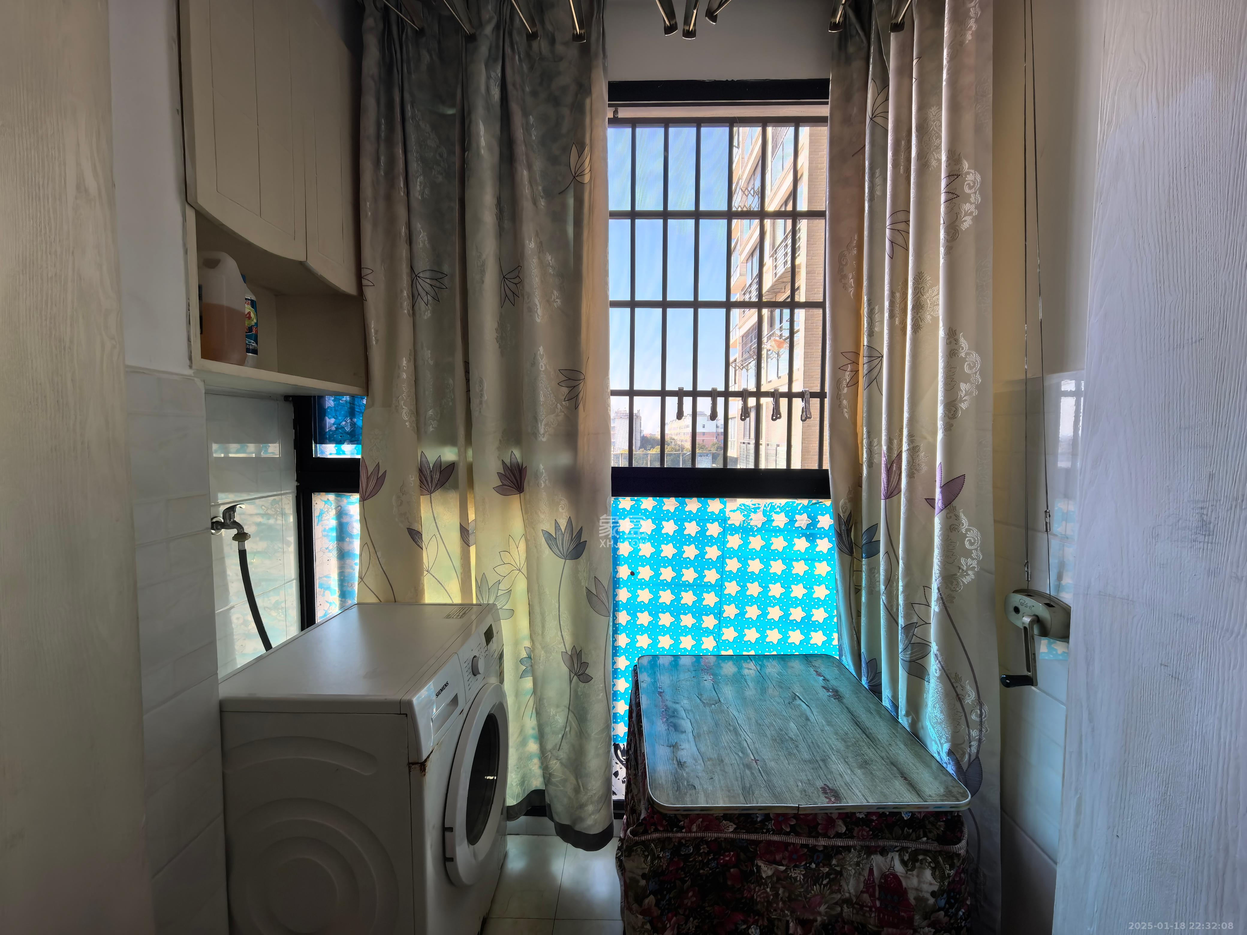 白石古莲城  1室1厅1卫    25.8万 白石古莲城  1室1厅1卫    25.8万室内图