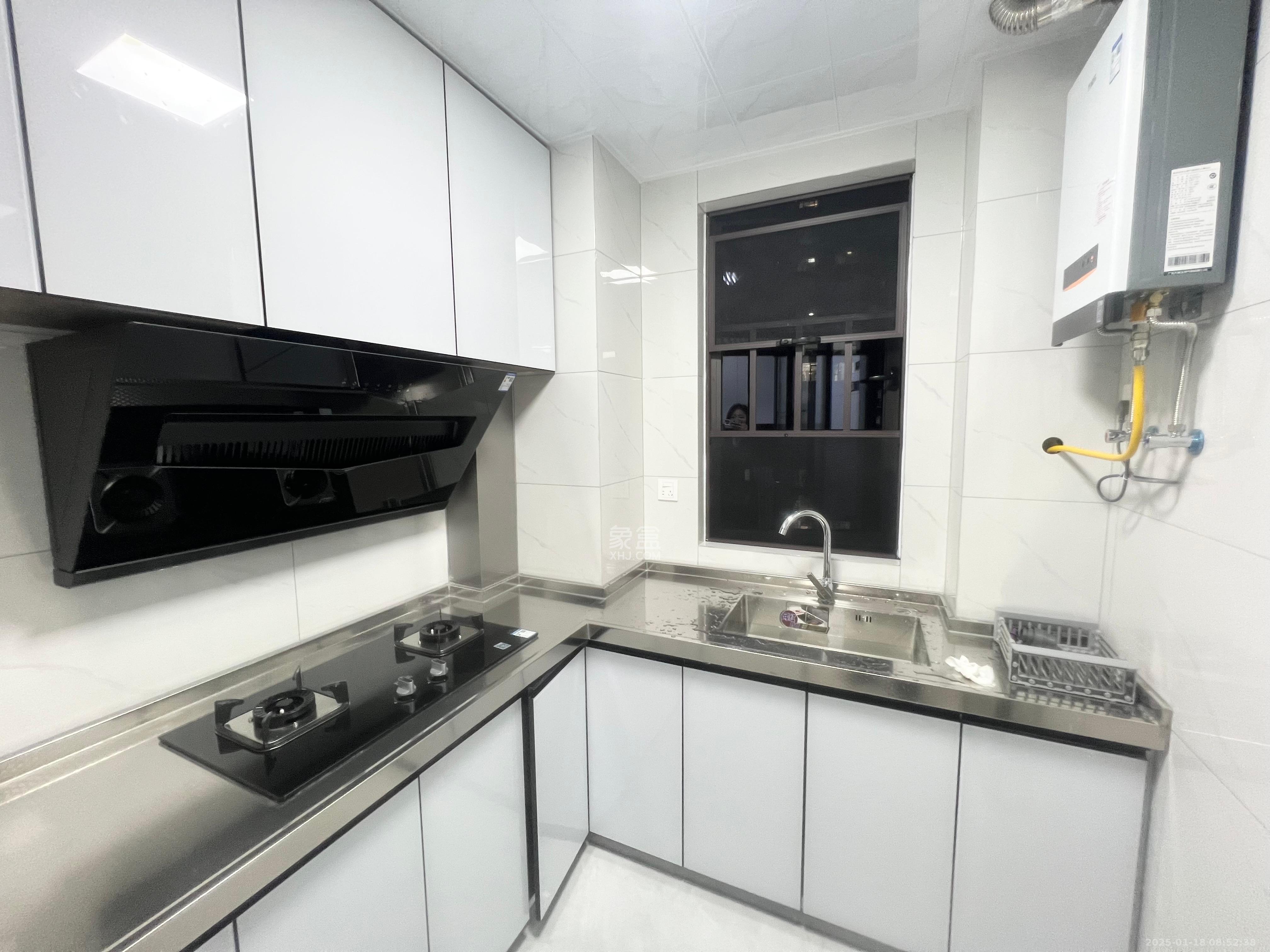 金塘家园 3室1厅2卫 3200.0元/月 金塘家园 3室1厅2卫 3200.0元/月室内图