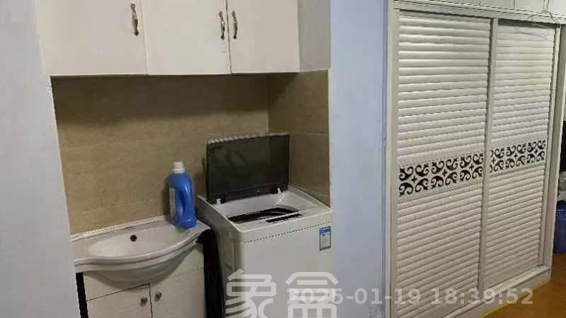 中一九骏（枫桥苑）  1室1厅1卫   1700.00元/月室内图