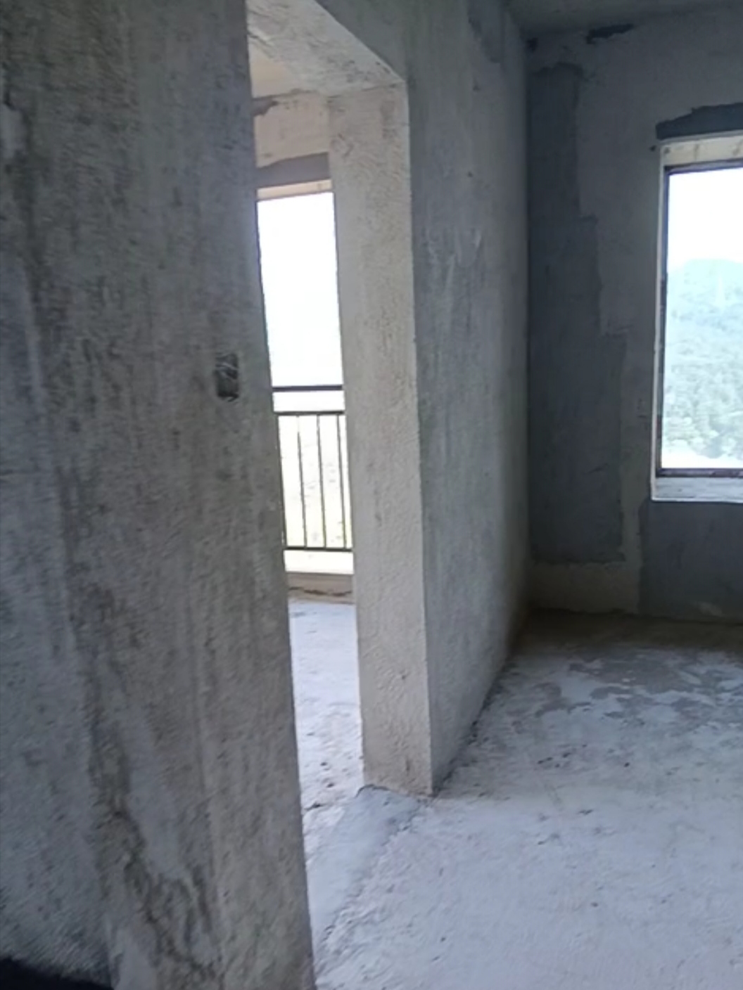 悦江山 5室2厅2卫 108.00万 悦江山 5室2厅2卫 108.00万客厅