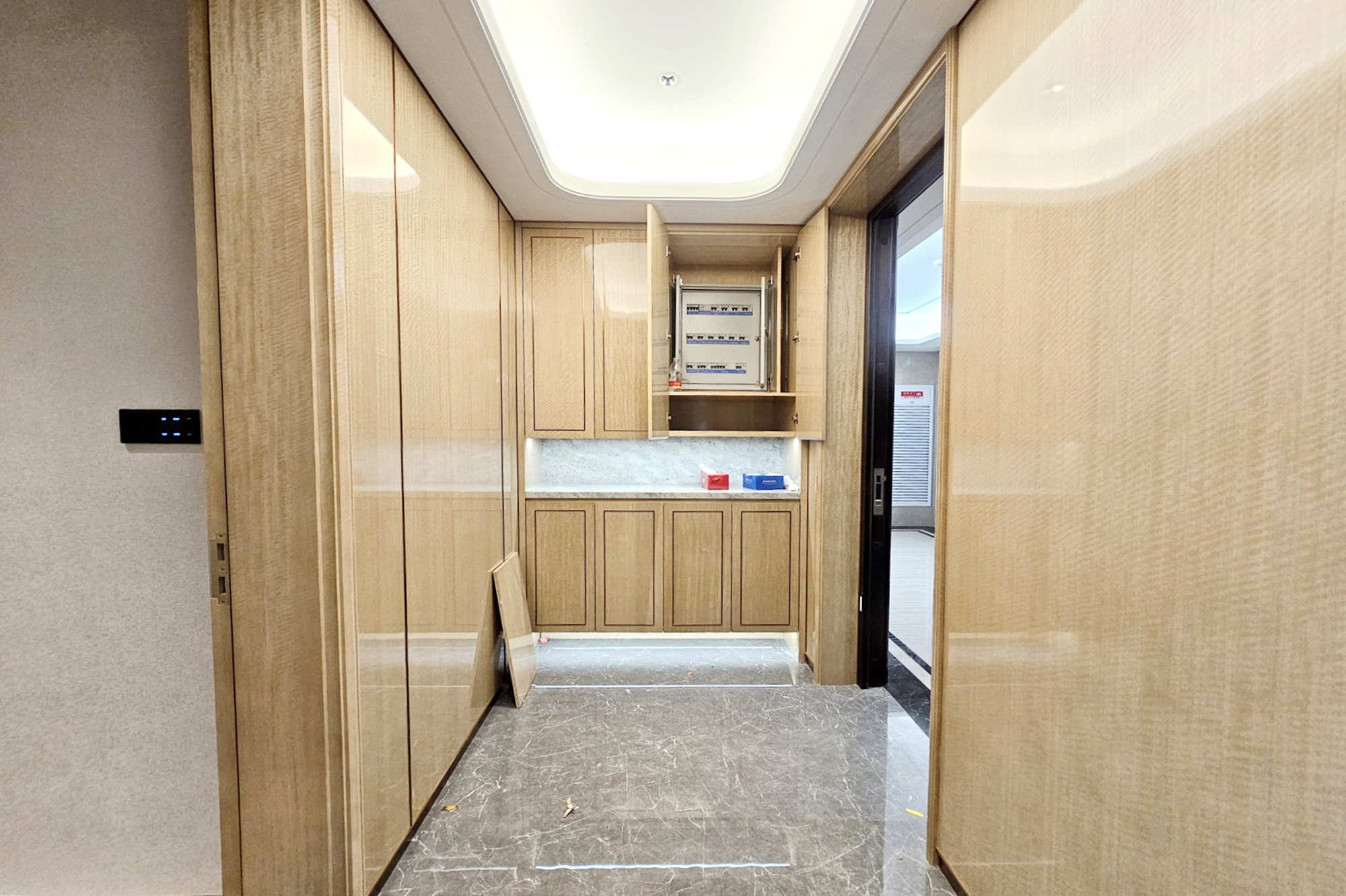 运达滨河广场 5室2厅3卫 698.0万 运达滨河广场 5室2厅3卫 698.0万其他