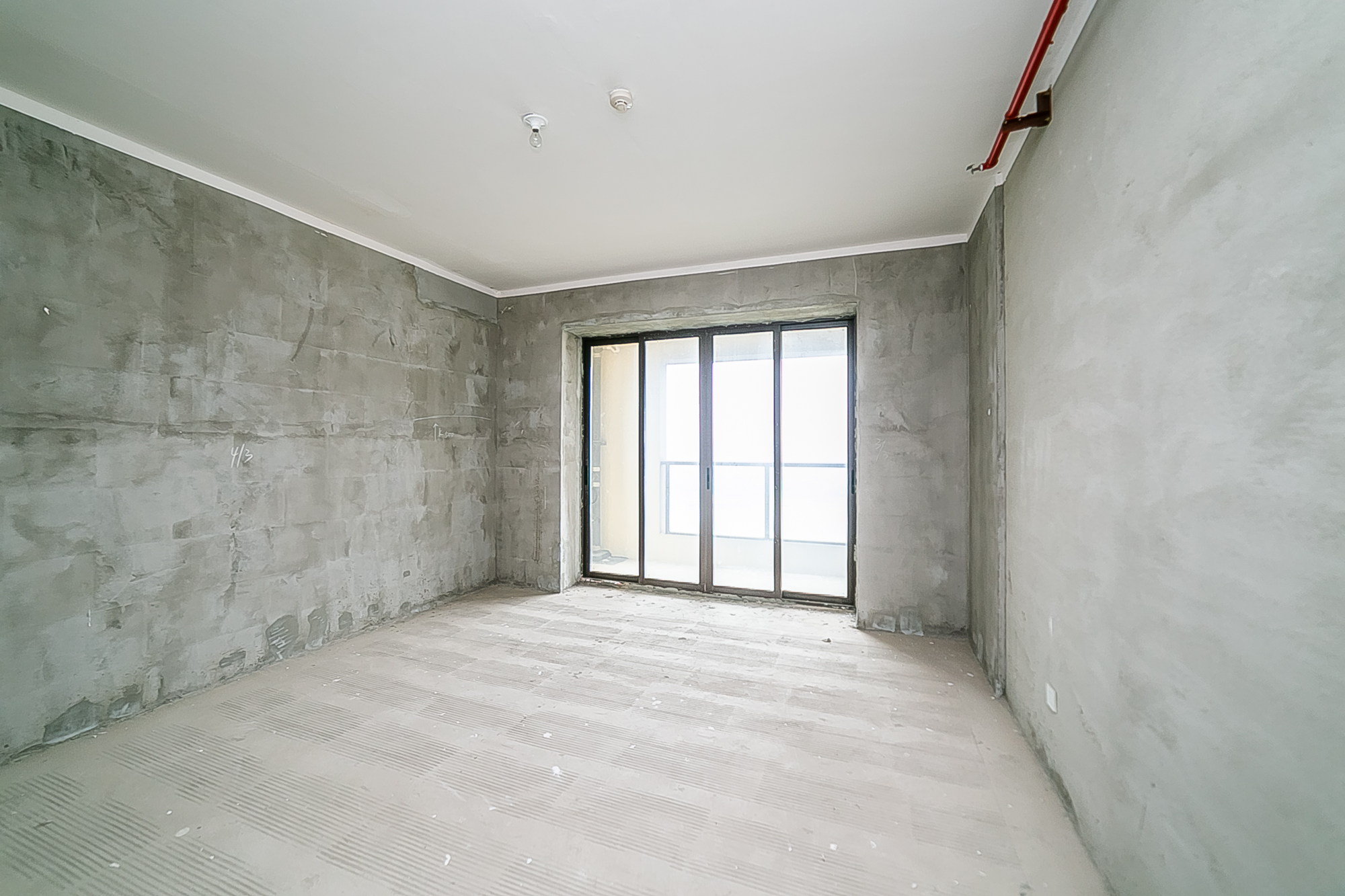 中建江山壹号 4室2厅1卫 565.0万 中建江山壹号 4室2厅1卫 565.0万卧室