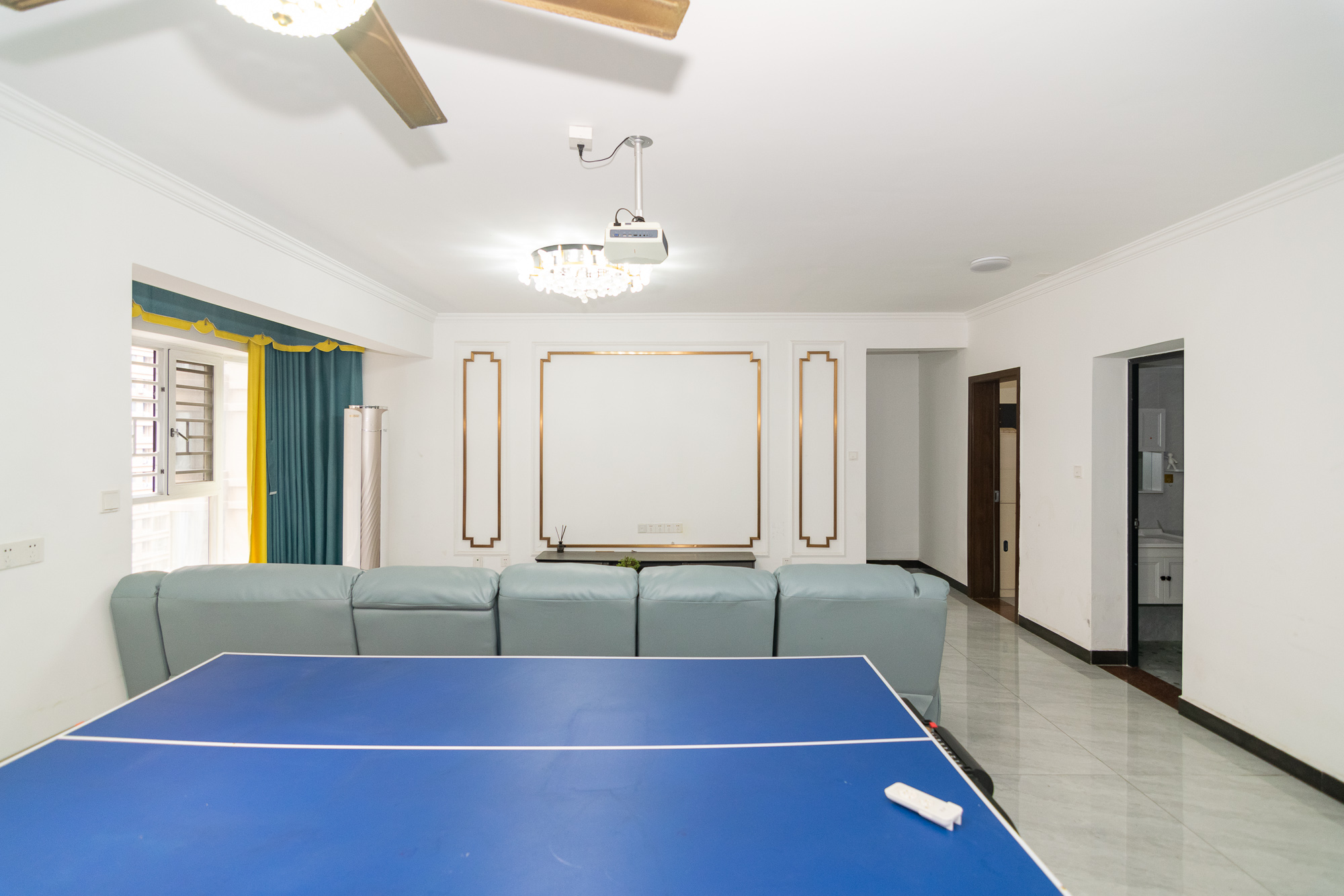 润和长郡(润和紫郡二三期) 4室2厅1卫 110.0万 润和长郡(润和紫郡二三期) 4室2厅1卫 110.0万客厅