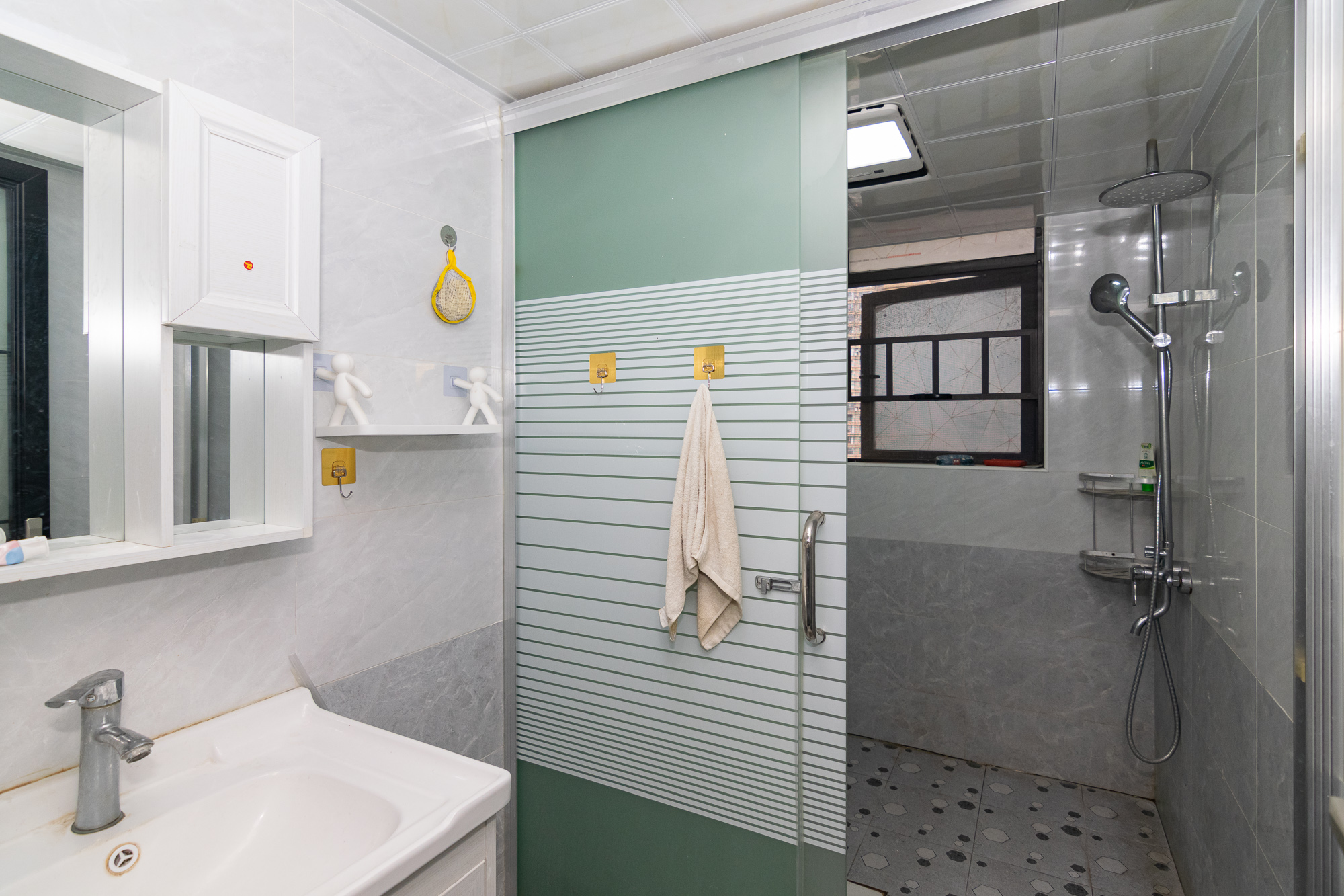 润和长郡(润和紫郡二三期) 4室2厅1卫 110.0万 润和长郡(润和紫郡二三期) 4室2厅1卫 110.0万卫生间