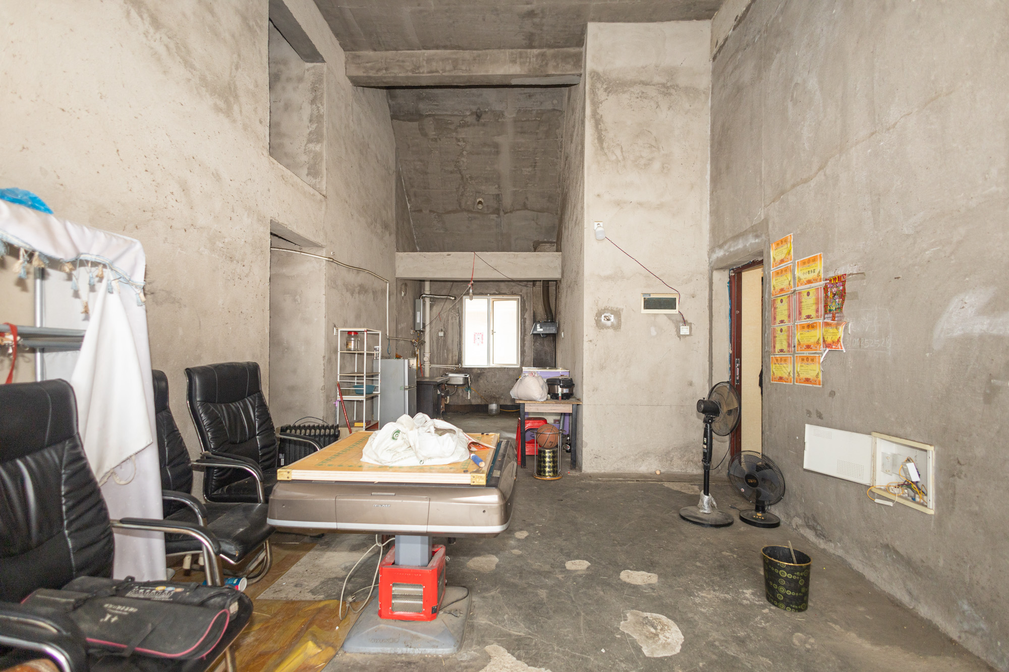 恒广国际景园一二区  3室2厅1卫    105.0万 恒广国际景园一二区  3室2厅1卫    105.0万