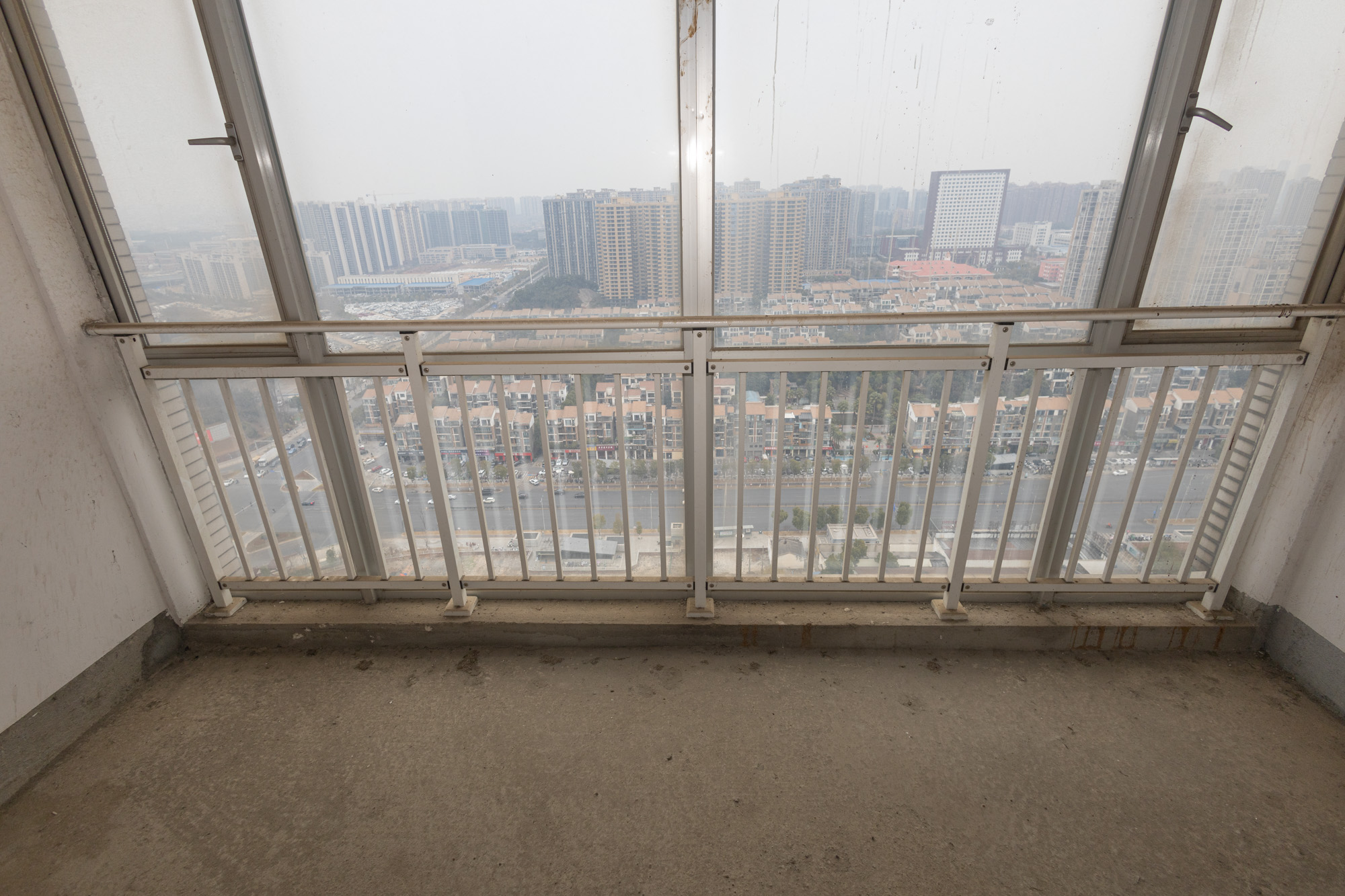 恒广国际景园一二区 3室2厅2卫 95.0万 恒广国际景园一二区 3室2厅2卫 95.0万阳台