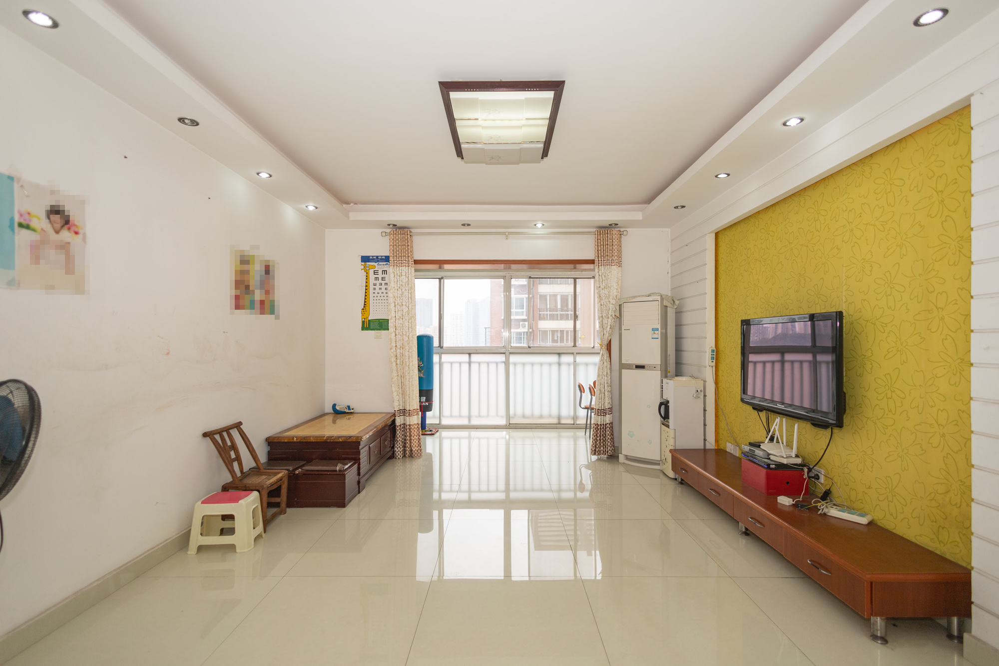 星城雅郡 3室2厅2卫 56.8万 星城雅郡 3室2厅2卫 56.8万客厅